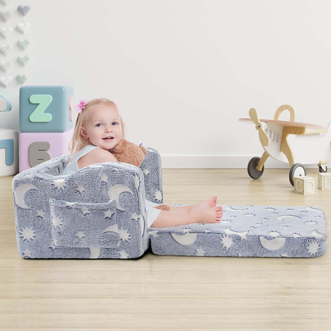 Kids Toddler Chair, 2-in-1 Toddler Couch Fold Out, Convertible Chairs for Toddlers Comfy Sofa to Lounger with Glow in The Dark Feature, Soft for Girls and Boys, Glowing Starry Sky