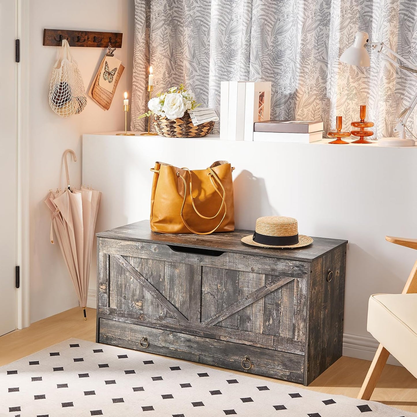 HOOBRO Storage Chest, 39.3" Toy Chest with Drawer, Wooden Storage Bench, Sturdy Entryway Bench Supports 220 lb, Shoe Bench, Safety Hinge, U-Shaped Opening, Easy Assembly, Vintage Gray VP710CW01G1