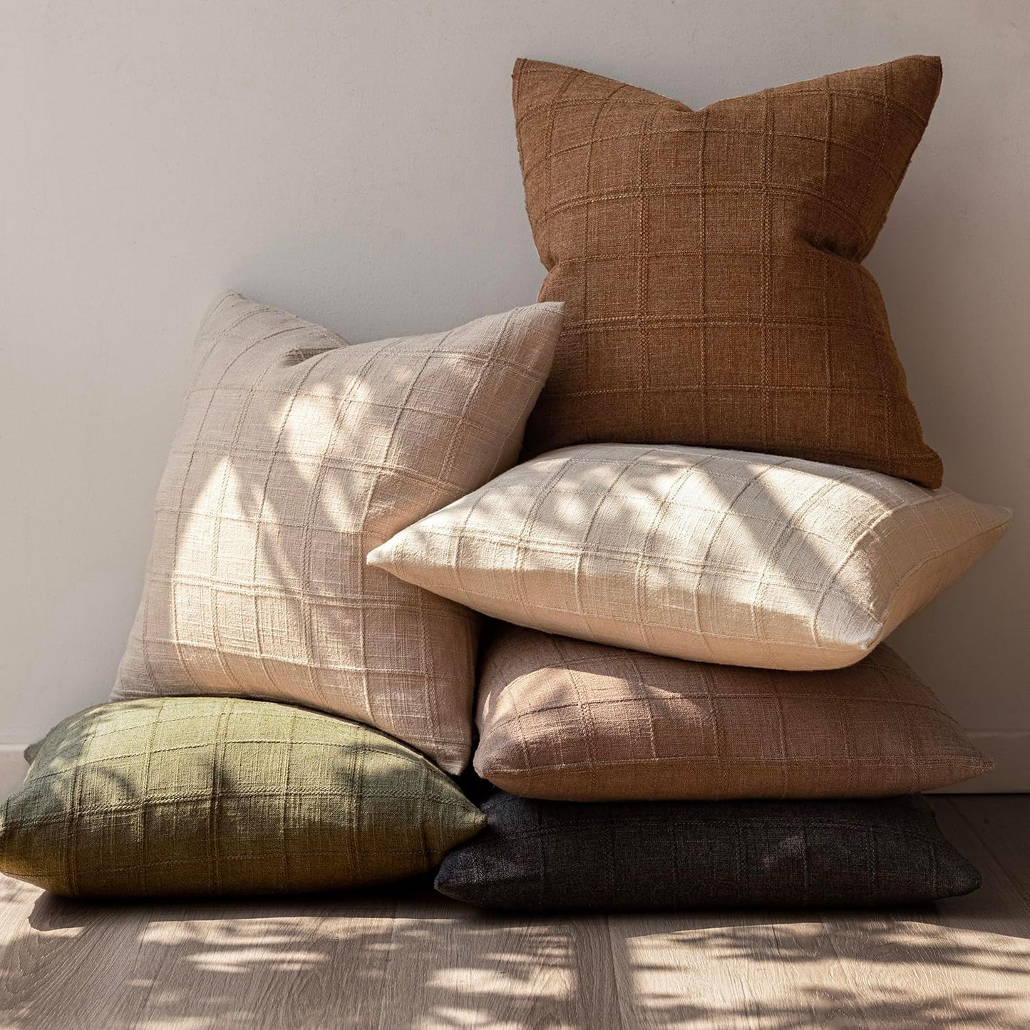 Foindtower Set of 2 Decorative Linen Check Throw Pillow Covers Neutral Farmhouse Vintage Cushion Covers Modern Boho Home Decor for Sofa Chair Couch Bedroom Living Room Outdoor,18×18 Inch,Brown Hazel