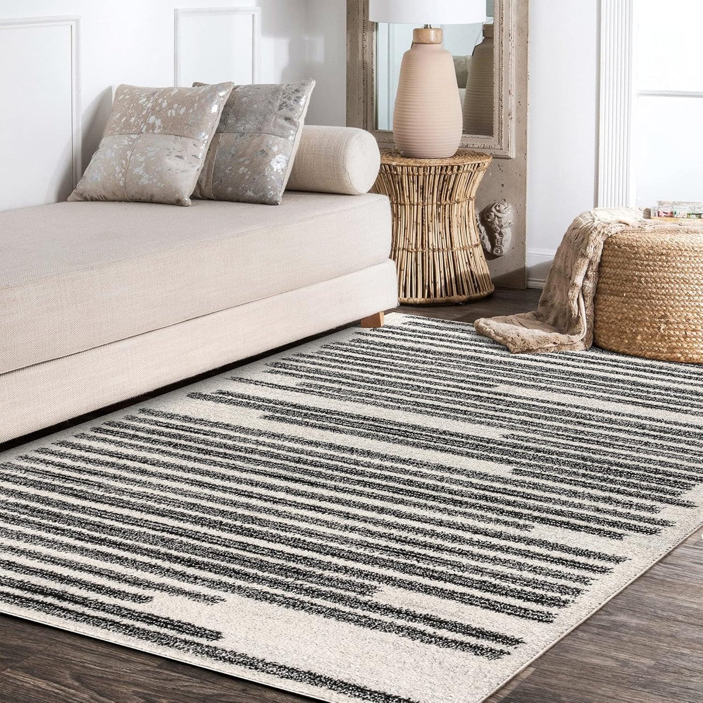 JONATHAN Y Khalil Modern Berber Stripe Cream/Black Indoor Area Rug, 4x6, Contemporary, Bohemian, Easy-Cleaning for Living Room, Bedroom, Kitchen, Pet Friendly, Non-Shedding (MOH207A-4)