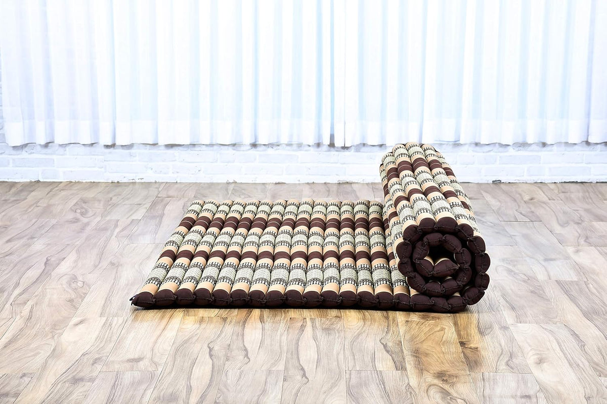 Leewadee - Foldable Floor Mattress - Japanese Roll Up Futon -Trifold Tatami Mat- Guest Floor Bed - Camping Mattress - Thai Massage Mat, Kapok Filled, 75 x 57 inches, Brown