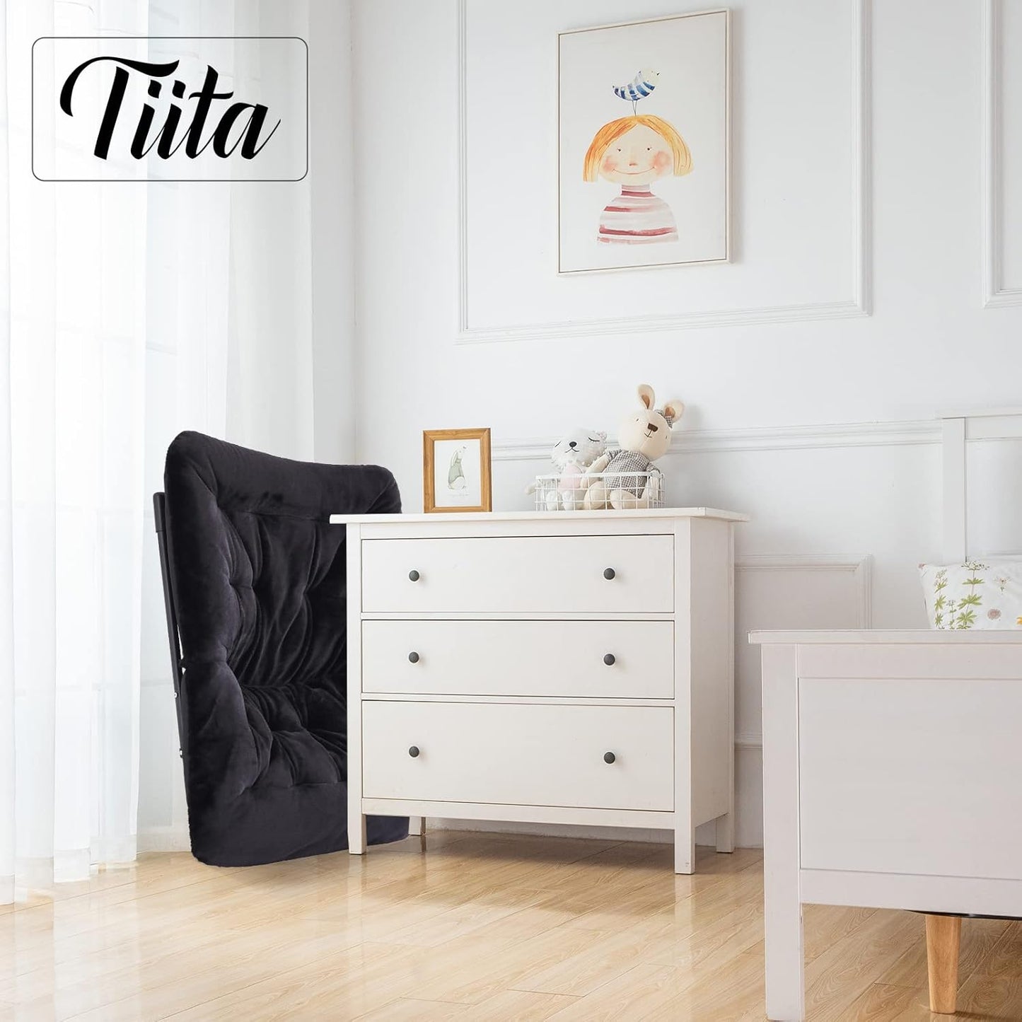 Tiita Comfy Folded Chair, Soft Faux Fur Oversized Folding Accent Chair, Lounge Lazy Chair for Kids Teens Adults, Metal Frame Moon Chair for Bedroom, Living Room, Dorm Rooms