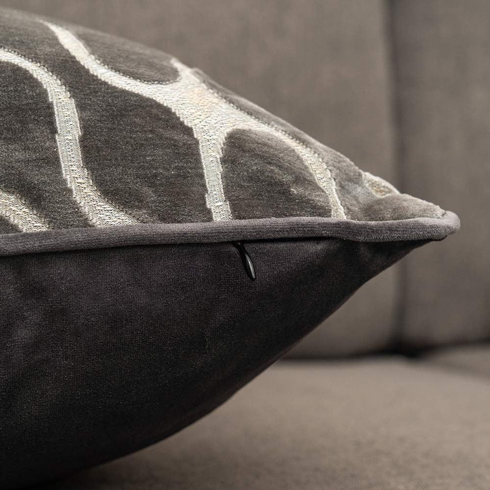 Yangest Silver Grey Throw Pillow Cover Wavy Cushion Cover Modern Zippered Rectangular Pillowcase for Sofa Couch Bedroom Living Room Home Decorative, 12x20 Inch