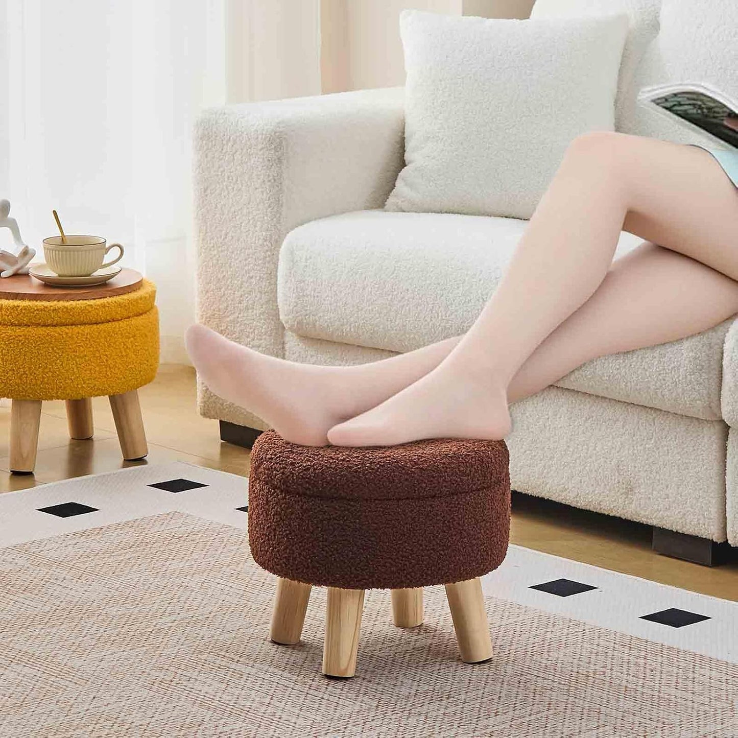 Wimarsbon Storage Ottoman, Modern Round Footrest with Soft Padded Seat, Teddy Velvet Footstool with Wood Legs, Accent Small Table or Plant Stand for Hallway, Living Room (Brown)