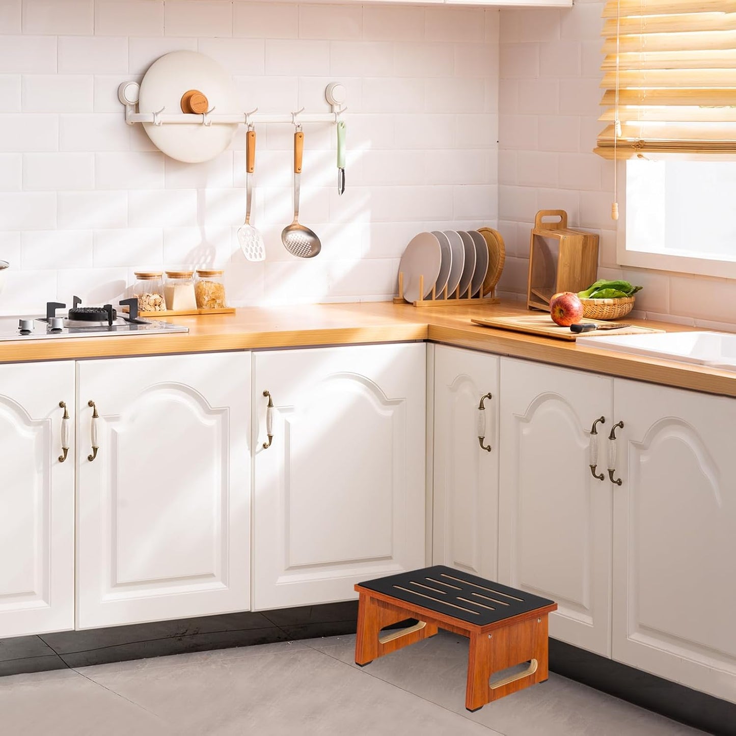 One Step Stool for Adults Seniors with Non-Slip Rubber Stepping Feet, Heavy Duty Wooden Step Stool, 8.7 in Portable Bed Steps for High Beds for Bathroom, Bedroom, Kitchen & Bedside Kids Support