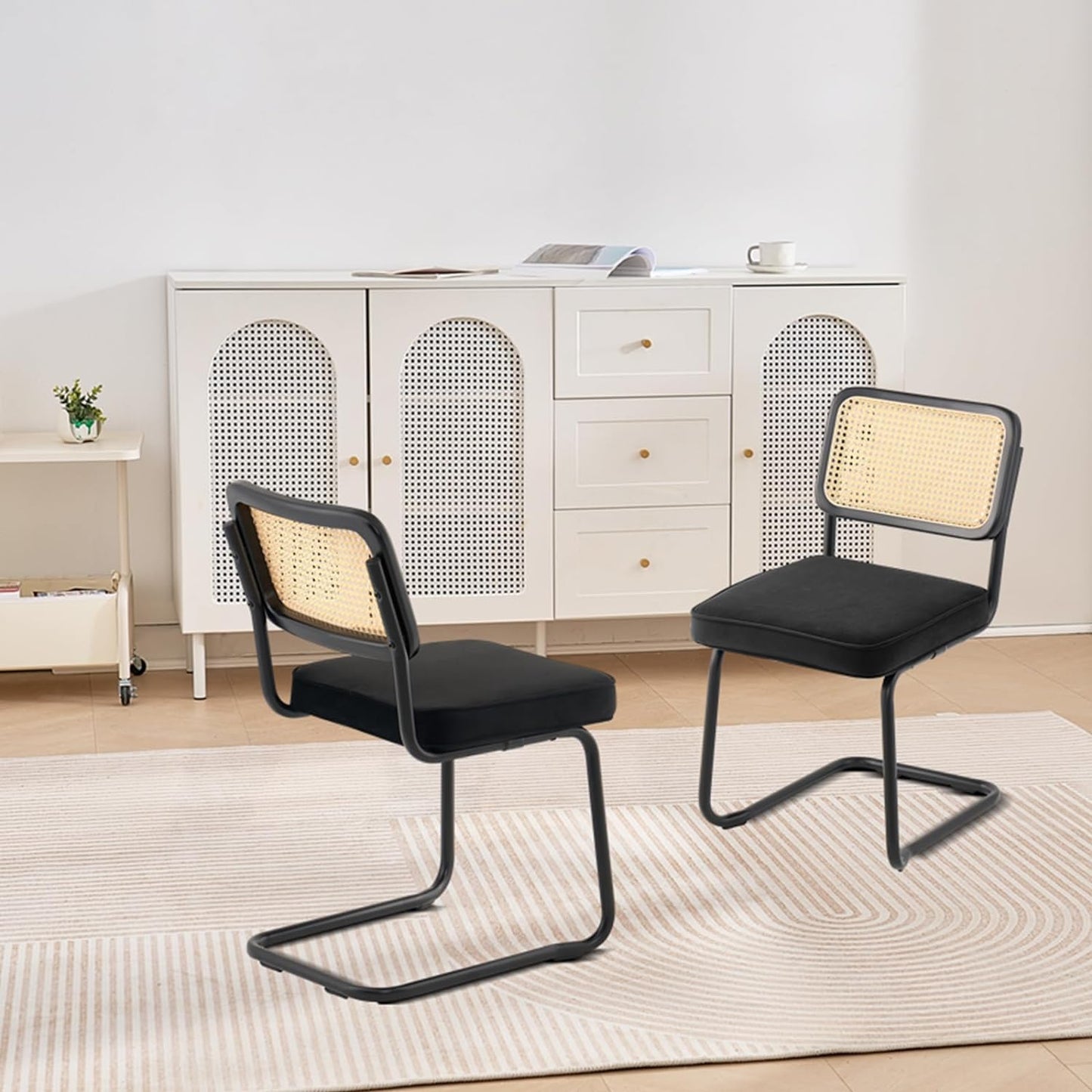 VEVOR Rattan Dining Chairs Set of 2, Mid Century Modern Dining Chair, Upholstered Velvet Accent Chair with Rattan Back, Retro Dining Room Kitchen Chair for Living Room, Bedroom(18.1 Inch)