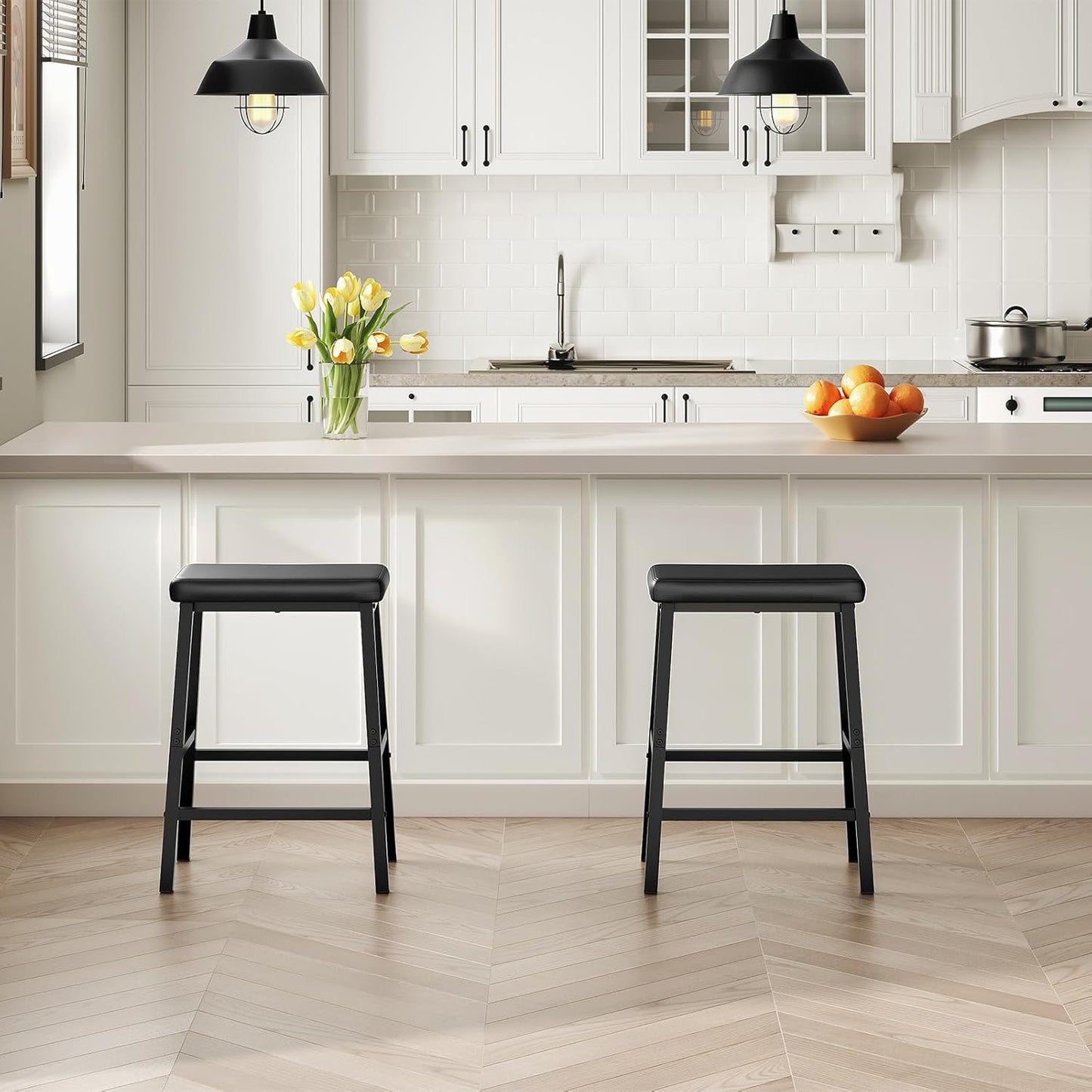 HOOBRO Bar Stools, 24" Set of 2 Bar Chairs, PU Leather Upholstered Breakfast Stools, Easy Assembly, Suitable for Kitchen, Bar, Dining Room, Black BB01MD01