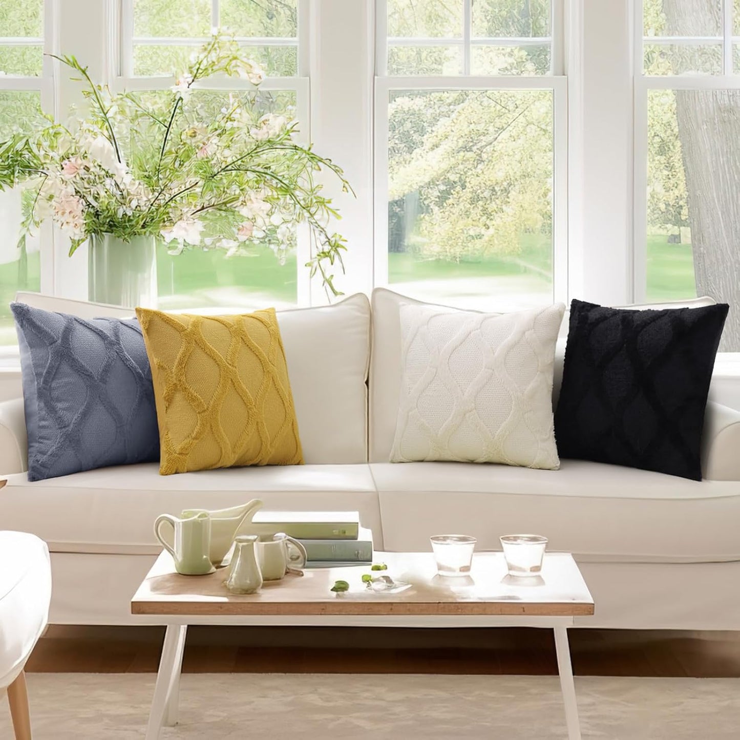 decorUhome Throw Pillow Covers 24x24 Inch Set of 2, Soft Plush Faux Fur Wool Black Couch Pillow Covers, Decorative Neutral Pillow Cases for Bed Sofa Living Room Home Decor