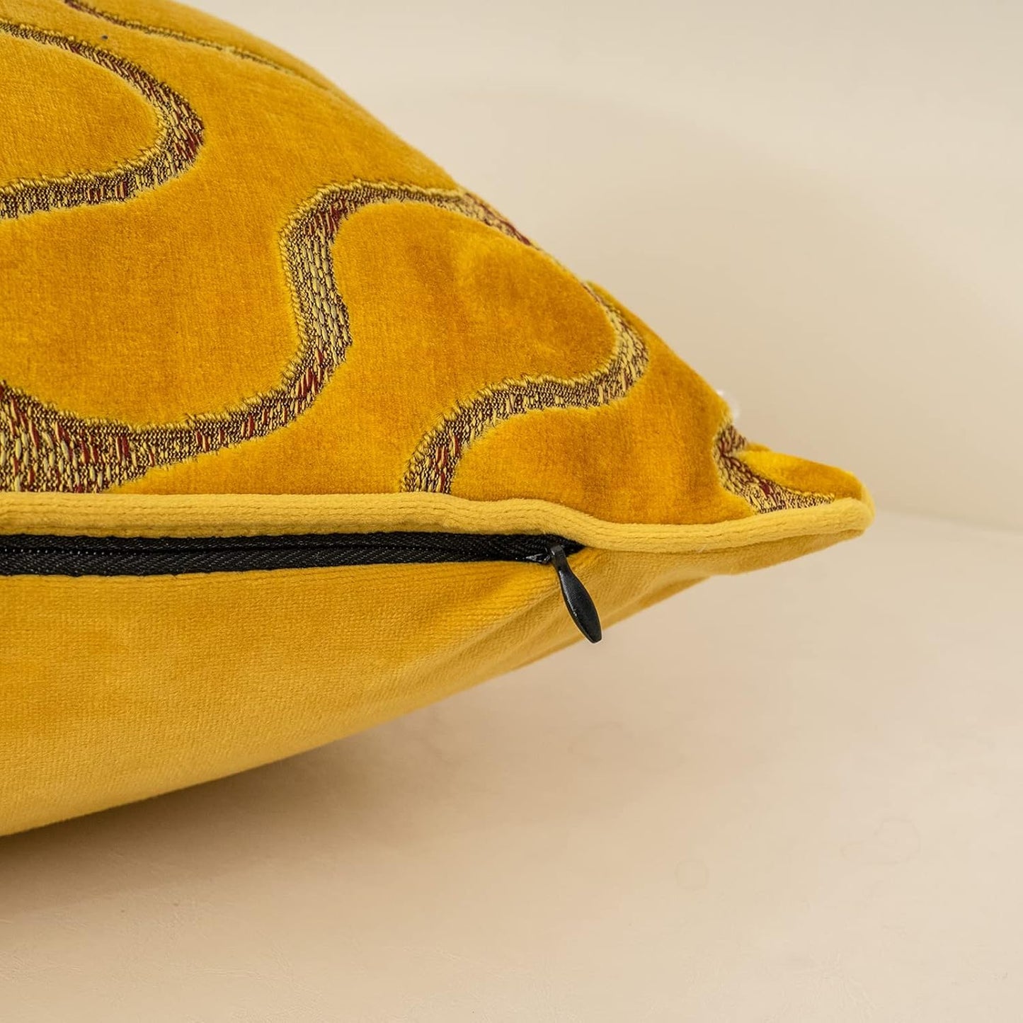 Yangest Yellow Throw Pillow Cover Wavy Cushion Cover Modern Zippered Rectangular Pillowcase for Sofa Couch Bedroom Living Room Home, 12x20 Inch