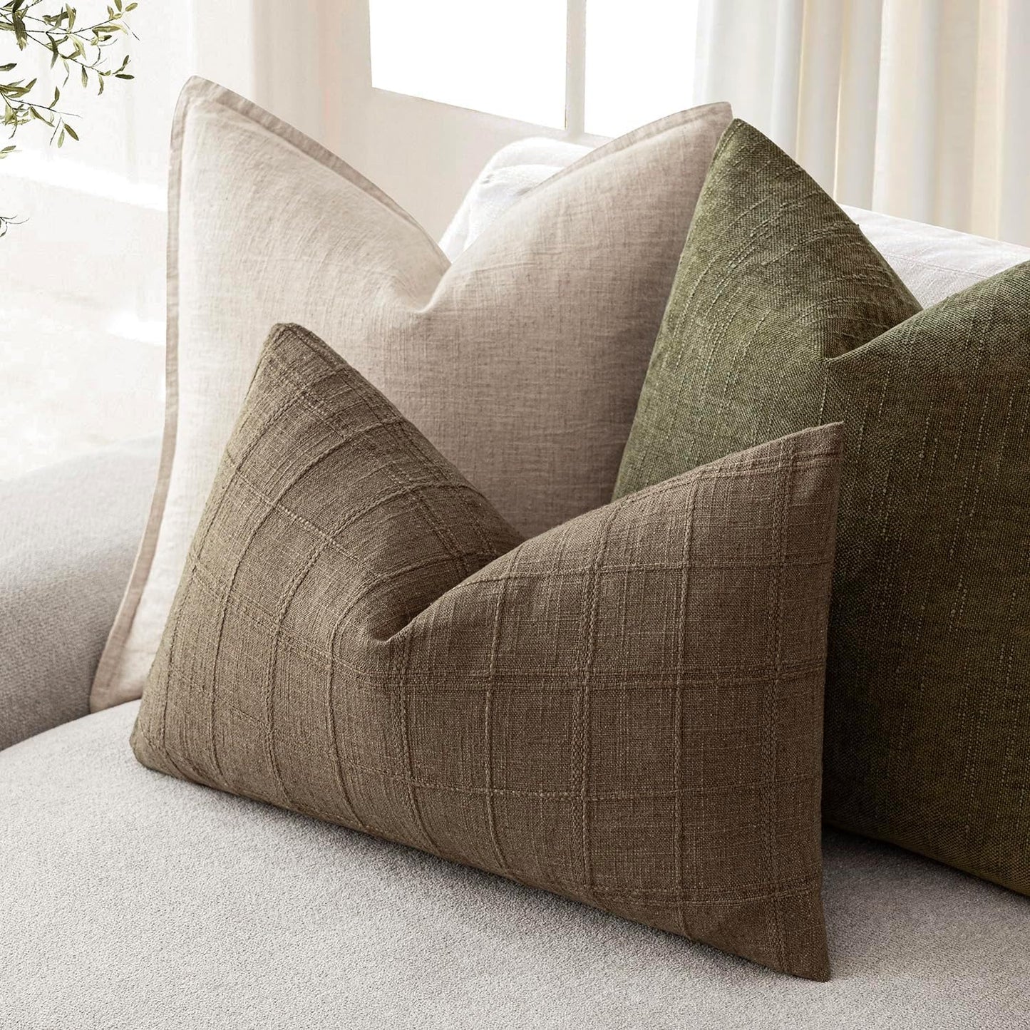 Foindtower Set of 2 Decorative Linen Check Throw Pillow Covers Neutral Farmhouse Lumbar Cushion Covers Modern Boho Home Decor for Sofa Chair Couch Bedroom Living Room Outdoor,12×20 Inch,Light Brown