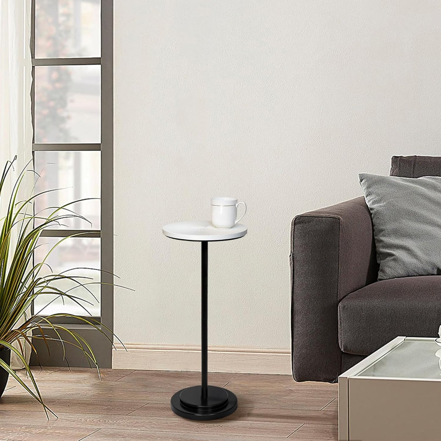 Drink Table, Carved Table Top Martini Table, Small Side Table, Weighted Base Pedestal Table for Living Room, Bedroom, Modern, White and Black
