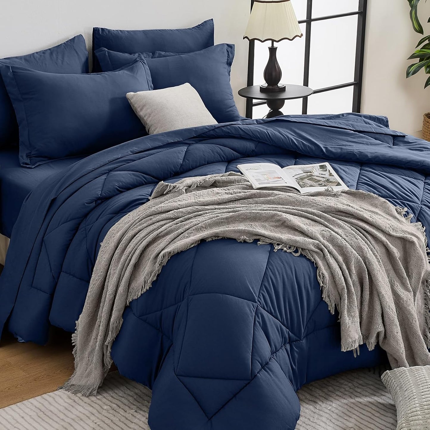 HEVUMYI Navy Blue King Comforter Set - 7-Piece All Season Bed in a Bag King, Ultra Soft Bedding Set with Comforter, Flat Sheet, Fitted Sheet, Pillowcases, Pillow Shams, Navy Blue