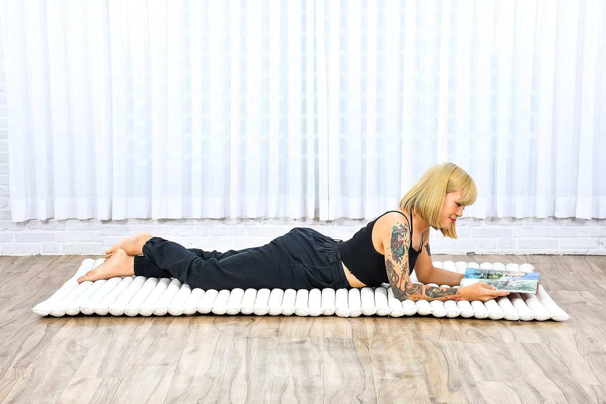 Leewadee - Kapok Roll Mat – Handcrafted Folding Sleep & Relaxation Mattress from Thailand, Ideal as Guest Bed, Camping Mat, Yoga Mat or Traditional Futon, 75 x 39 inches, Ecru