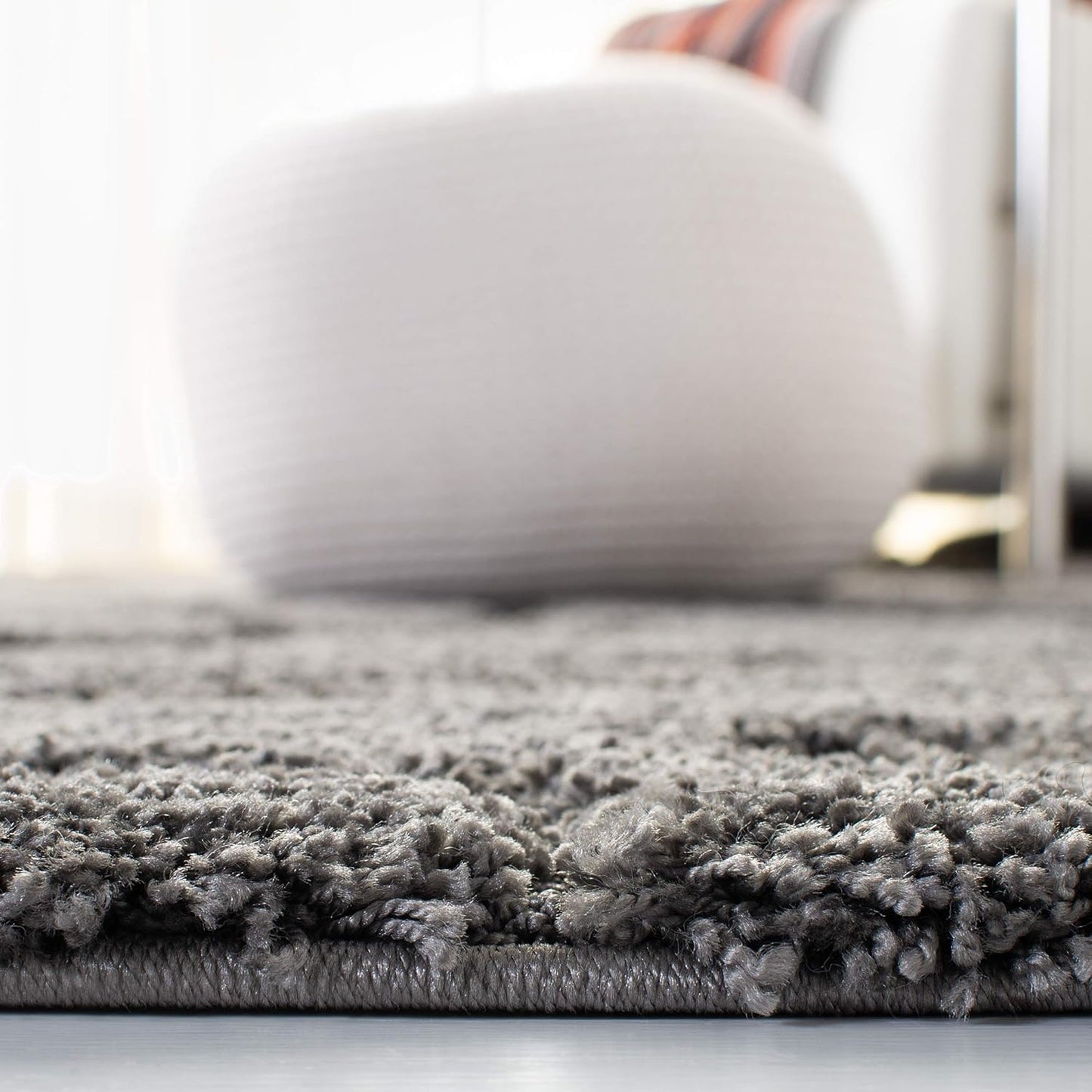 SAFAVIEH Florida Shag Collection Area Rug - 6'7" Square, Grey, Scroll Design, Non-Shedding & Easy Care, 1.2-inch Thick Ideal for High Traffic Areas in Living Room, Bedroom (SG455-8013)