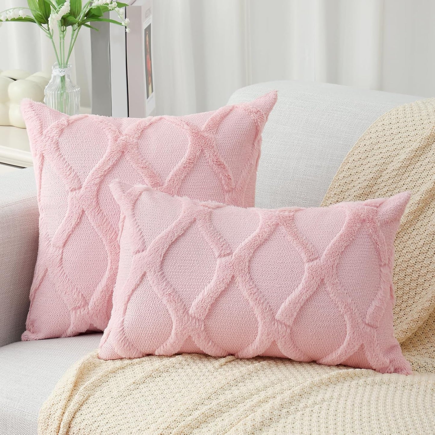 decorUhome Throw Pillow Covers 18x18 Inch Set of 2, Soft Plush Faux Fur Wool Light Pink Couch Pillow Covers, Decorative Neutral Pillow Cases for Bed Sofa Living Room Home Decor
