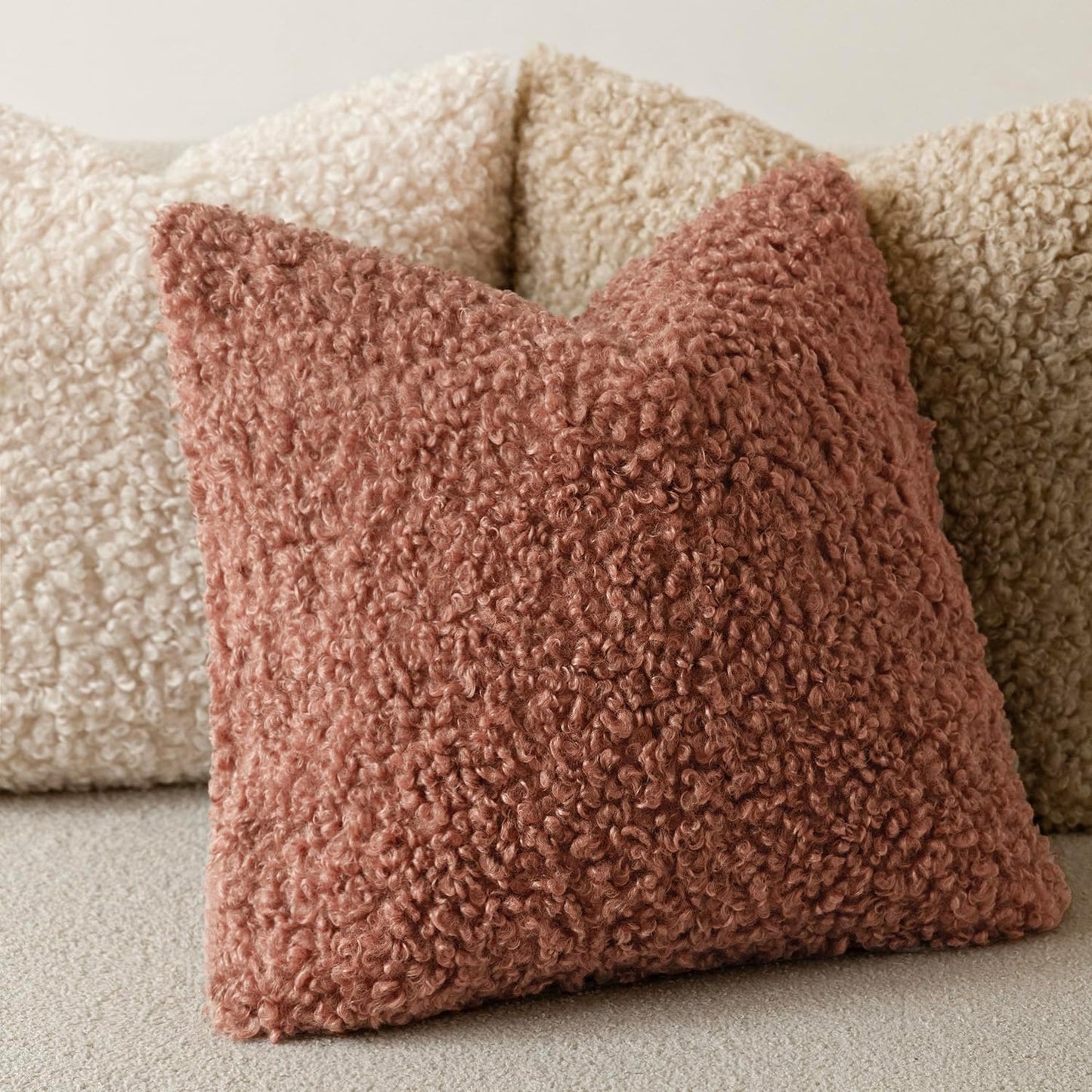 Foindtower 2 Pieces 22x22 Inch Dusty Pink, Faux Fur Throw Pillow Cover Accent Sherpa Furry Pillow Covers Fuzzy Soft Pillowcases Cozy Sheepskin Decorative Fleece Cushion Case for Bed Couch Living Room