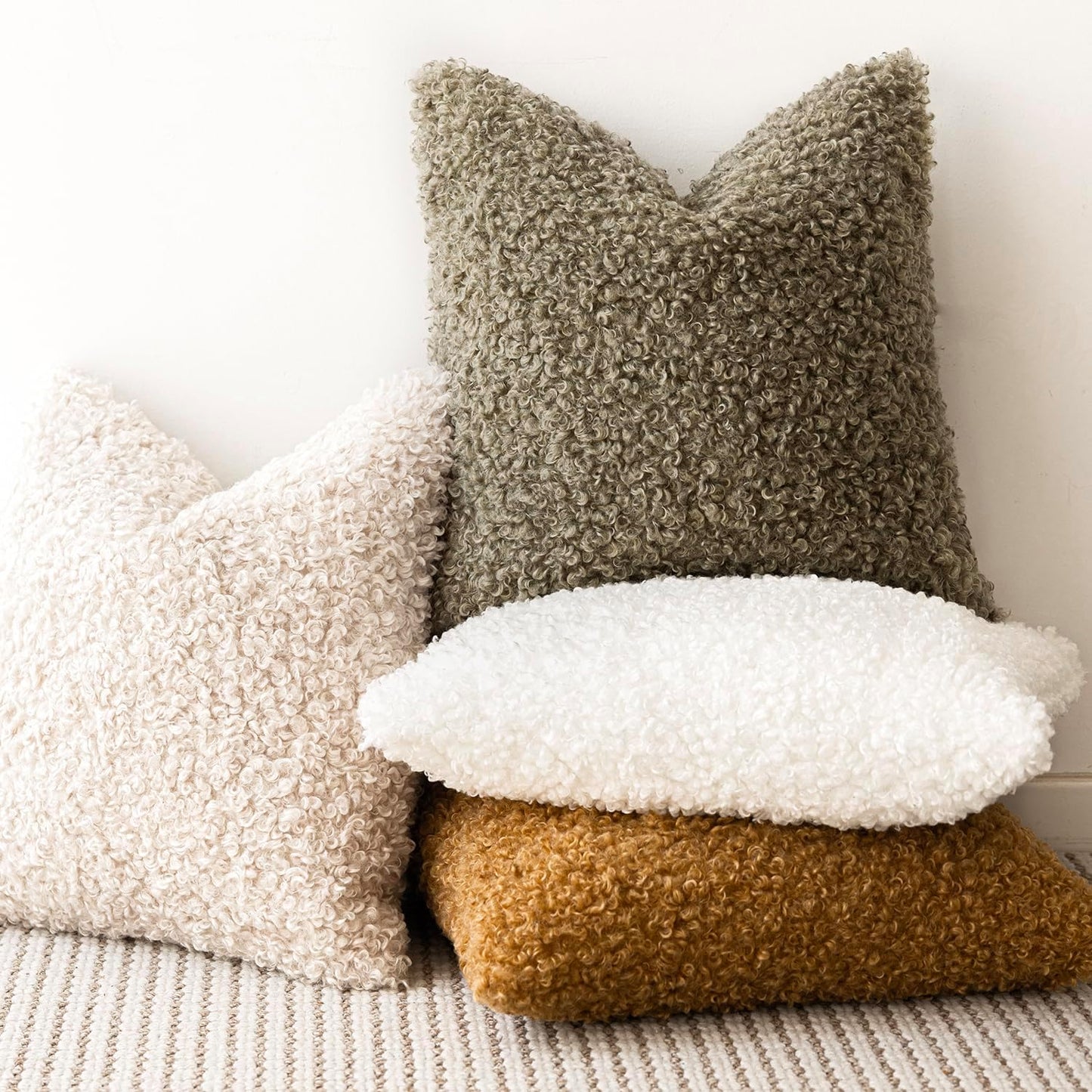 Foindtower 2 Pieces 16x16 Inch Sage Green, Faux Fur Throw Pillow Cover Accent Sherpa Pillow Fuzzy Soft Pillowcases Sheepskin Decorative Fleece Cushion Case for Bed Couch Living Room