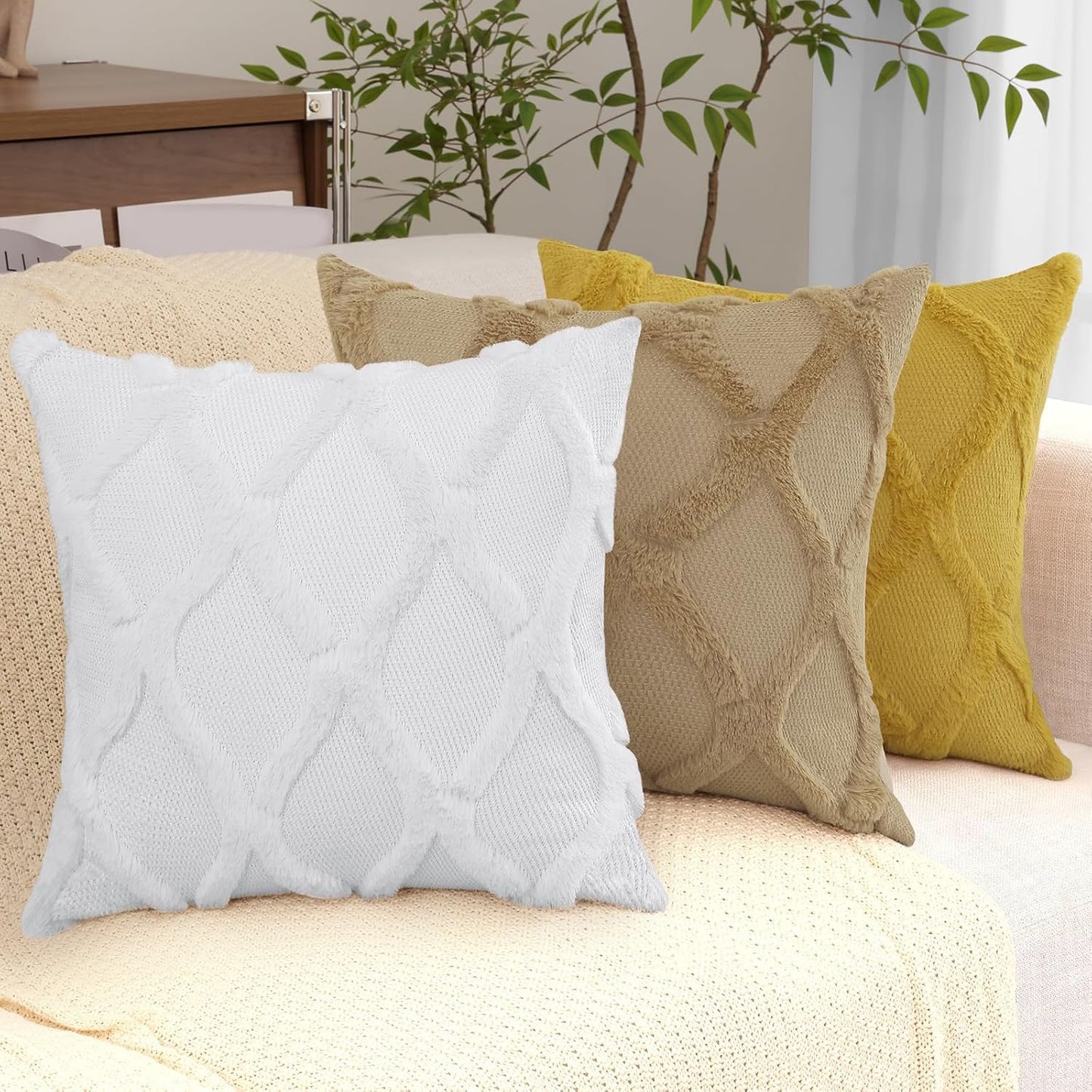 decorUhome Throw Pillow Covers 20x20 Inch Set of 2, Soft Plush Faux Fur Wool Khaki Couch Pillow Covers, Decorative Neutral Pillow Cases for Bed Sofa Living Room Home Decor