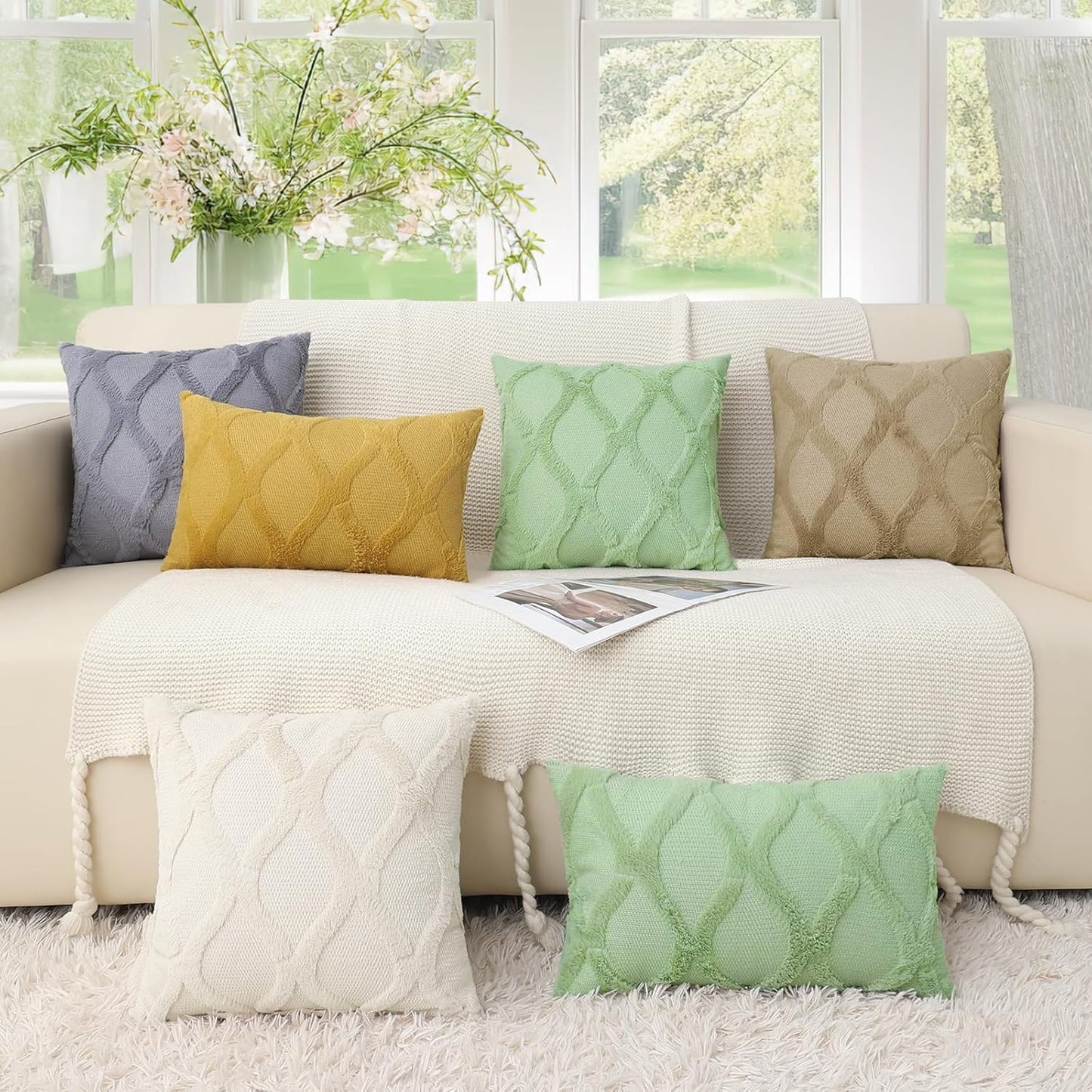 decorUhome Throw Pillow Covers 18x18 Inch Set of 2, Soft Plush Faux Fur Wool Sage Green Couch Pillow Covers, Decorative Neutral Pillow Cases for Bed Sofa Living Room Home Decor