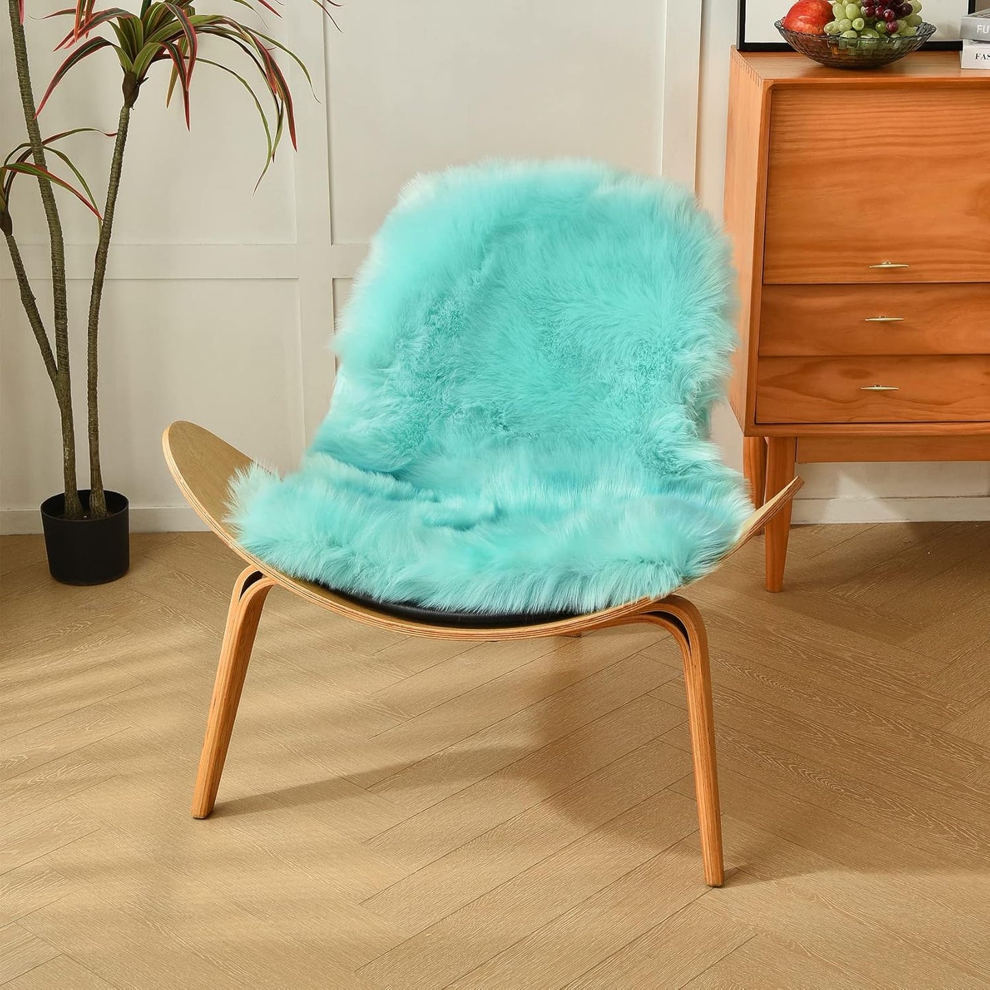 duduta Turquoise Blue Sheepskin Throw Rug 2x3 ft, Fluffy Shag Faux Fur Chair Covers Small Bedside Dorm Rug Non Slip Washable