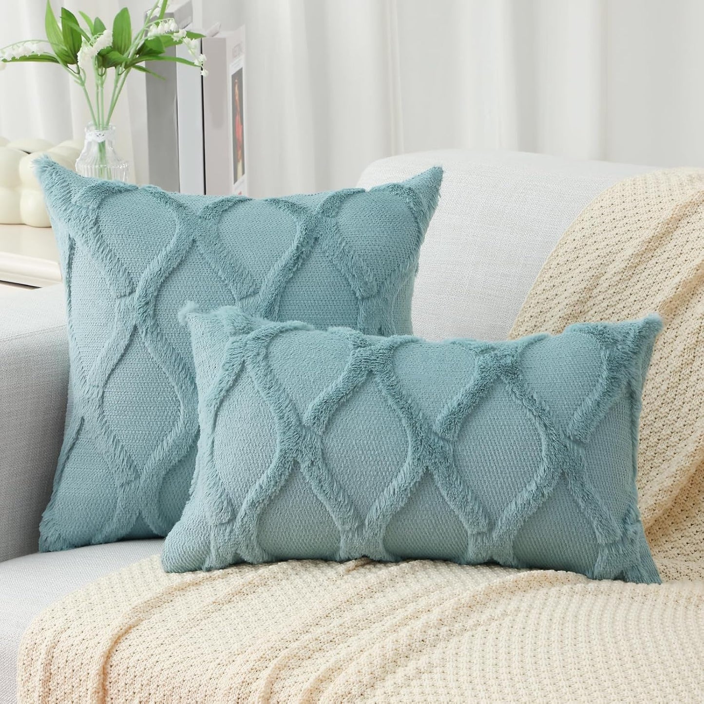 decorUhome Throw Pillow Covers 18x18 Inch Set of 2, Soft Plush Faux Fur Wool Aqua Couch Pillow Covers, Decorative Neutral Pillow Cases for Bed Sofa Living Room Home Decor