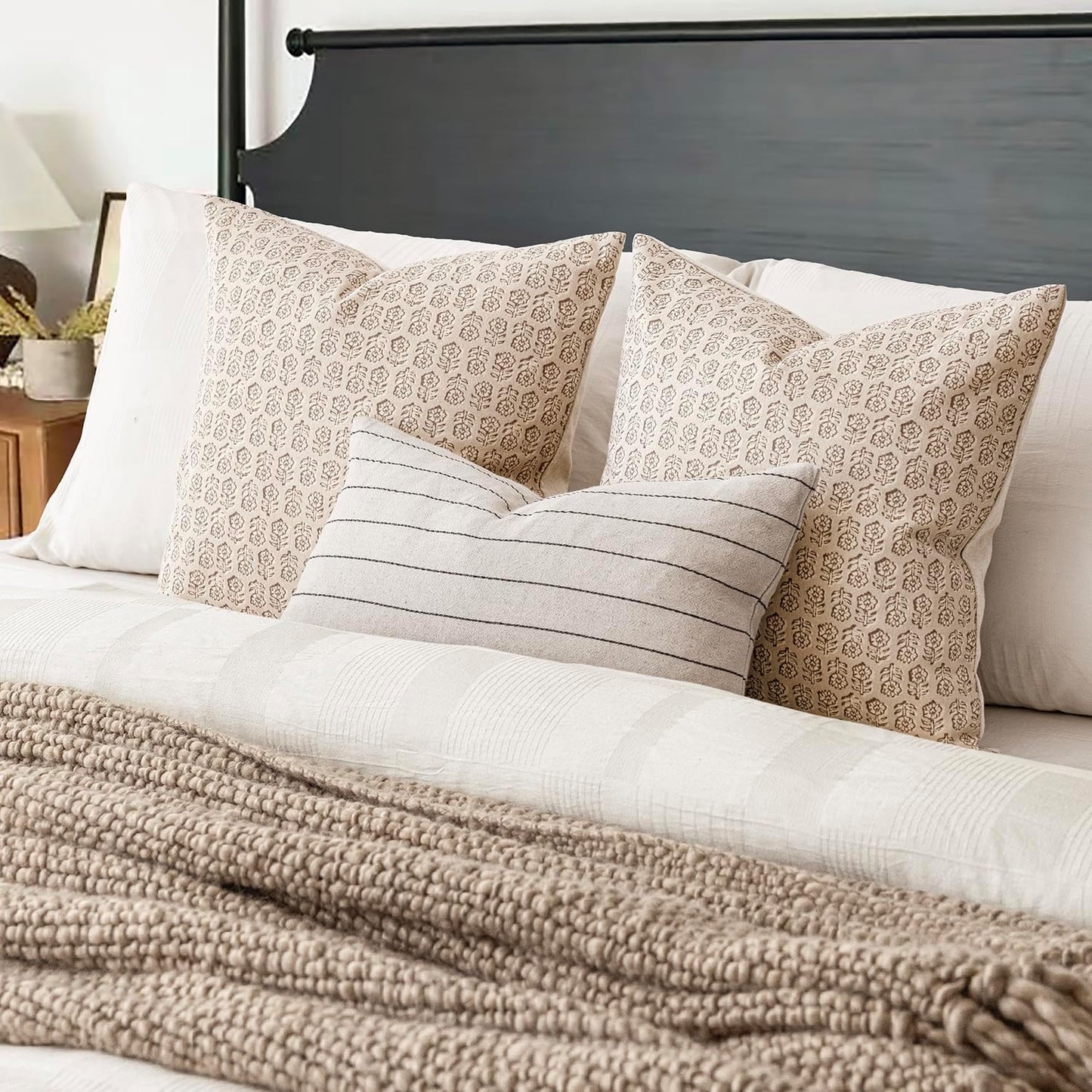 Foindtower Set of 2 Decorative Neutral Floral Print Throw Pillow Covers Vintage Accent Farmhouse Cushion Covers Boho Home Decor for Sofa Chair Couch Bedroom Living Room Outdoor,18×18 Inch,Ivory Beige