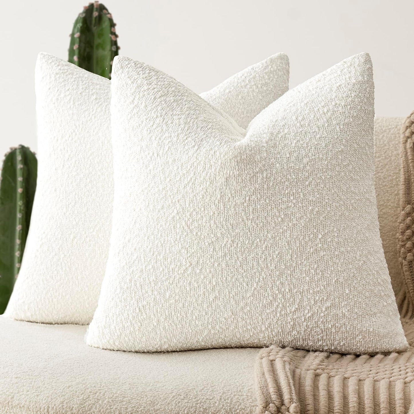 Foindtower Set of 2, Decorative Textured Boucle Throw Pillow Covers Accent Solid Pillow Cases Neutral Soft Cozy Couch Cushion Case for Chair Sofa Bedroom Living Room Home Decor 24 x 24 Inch White