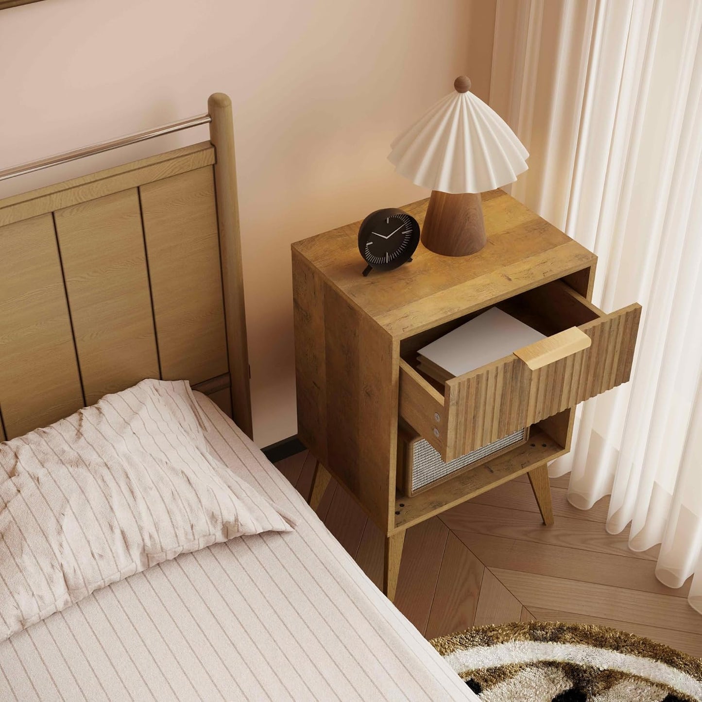 Fluted Night Stand with Opening Storage,Mid Century Bedside Table with Drawer,Wood Nightstand with Solid Wood Legs,End Table Side Table for Living Room,Bedroom,Caramel Oak CTG56BR