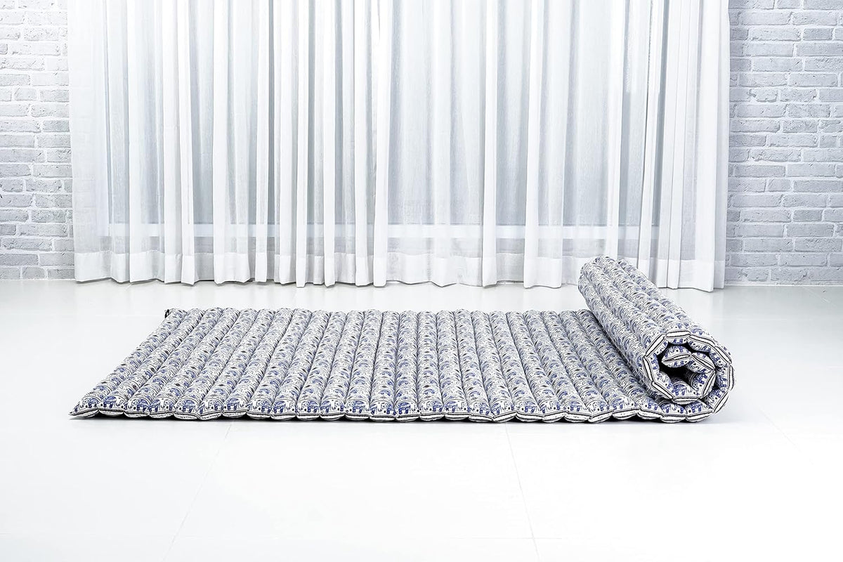 Leewadee - Kapok Roll Mat – Handcrafted Folding Sleep & Relaxation Mattress from Thailand, Ideal as Guest Bed, Camping Mat, Yoga Mat or Traditional Futon, 75 x 39 inches, Blue White