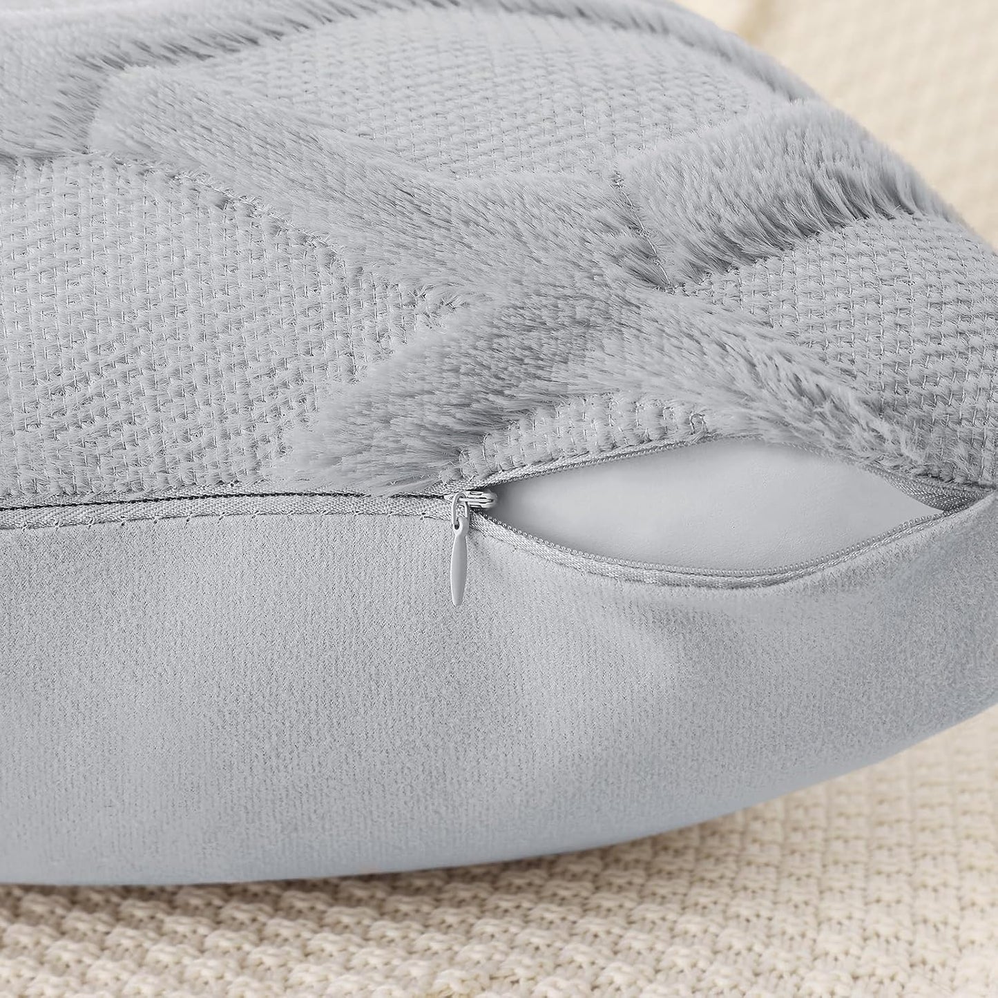 decorUhome Throw Pillow Covers 18x18 Inch Set of 2, Soft Plush Faux Fur Wool Grey Couch Pillow Covers, Decorative Neutral Pillow Cases for Bed Sofa Living Room Home Decor