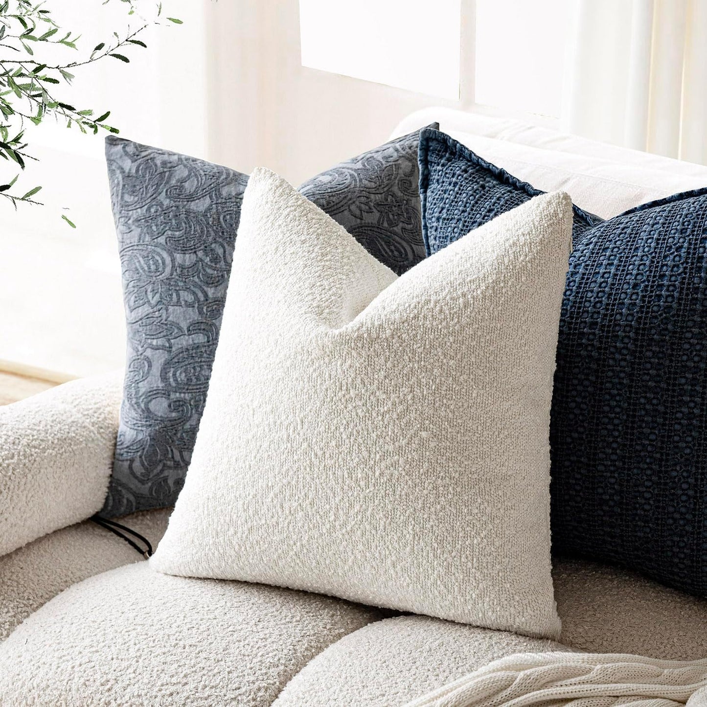 Foindtower Set of 2, Decorative Textured Boucle Throw Pillow Covers Accent Solid Pillow Cases Neutral Soft Cozy Couch Cushion Case for Chair Sofa Bedroom Living Room Home Decor 24 x 24 Inch White