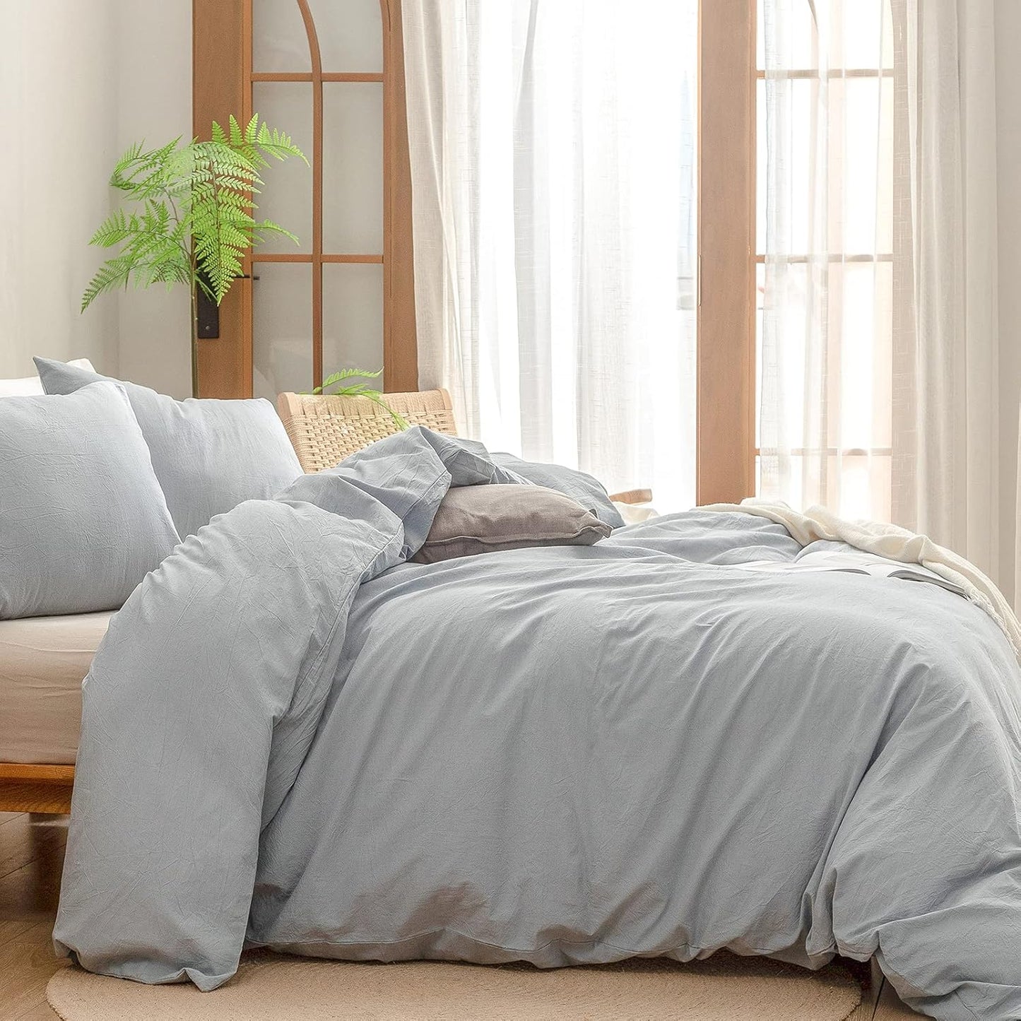 BESTOUCH Duvet Cover Set 100% Washed Cotton Linen Feel Super Soft Comfortable Chic Lightweight 3 PCs Home Bedding Set Solid Cornflower Blue Cal King