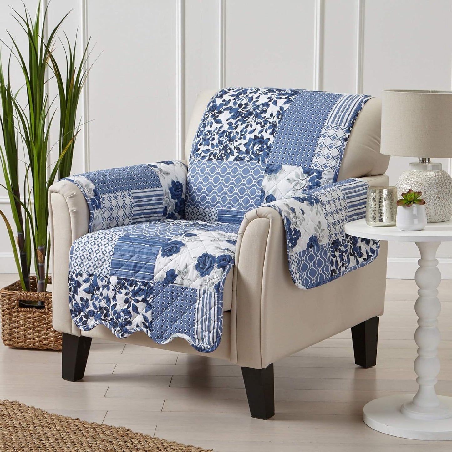 Great Bay Home Patchwork Scalloped Printed Furniture Protector Stain Resistant Chair Cover (Chair, Navy)