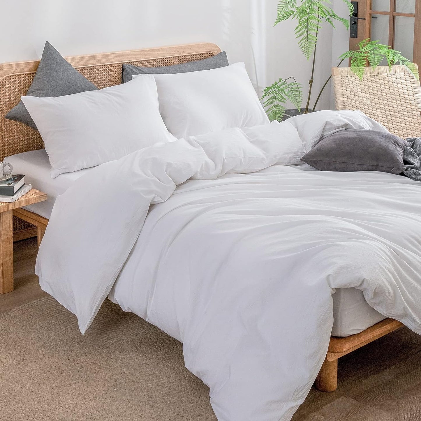 BESTOUCH Duvet Cover Set 100% Washed Cotton Linen Feel Super Soft Comfortable Chic Lightweight 3 PCs Home Bedding Set Solid Bright White Cal King