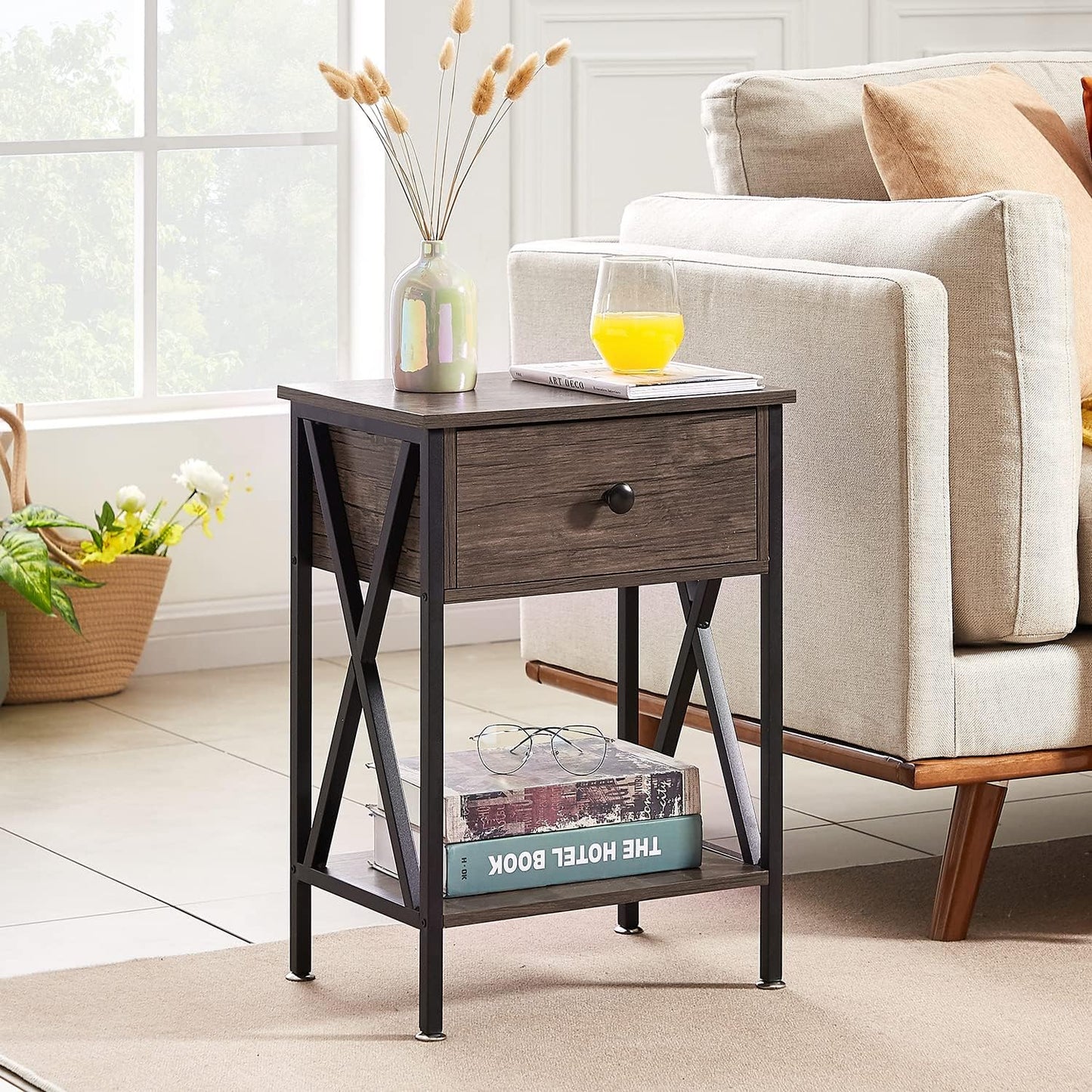 VECELO Nightstands Set of 2, Modern Bedside End Tables, Night Stands with Drawer and Storage Shelf for Living Room Bedroom, Industrial Metal Frame