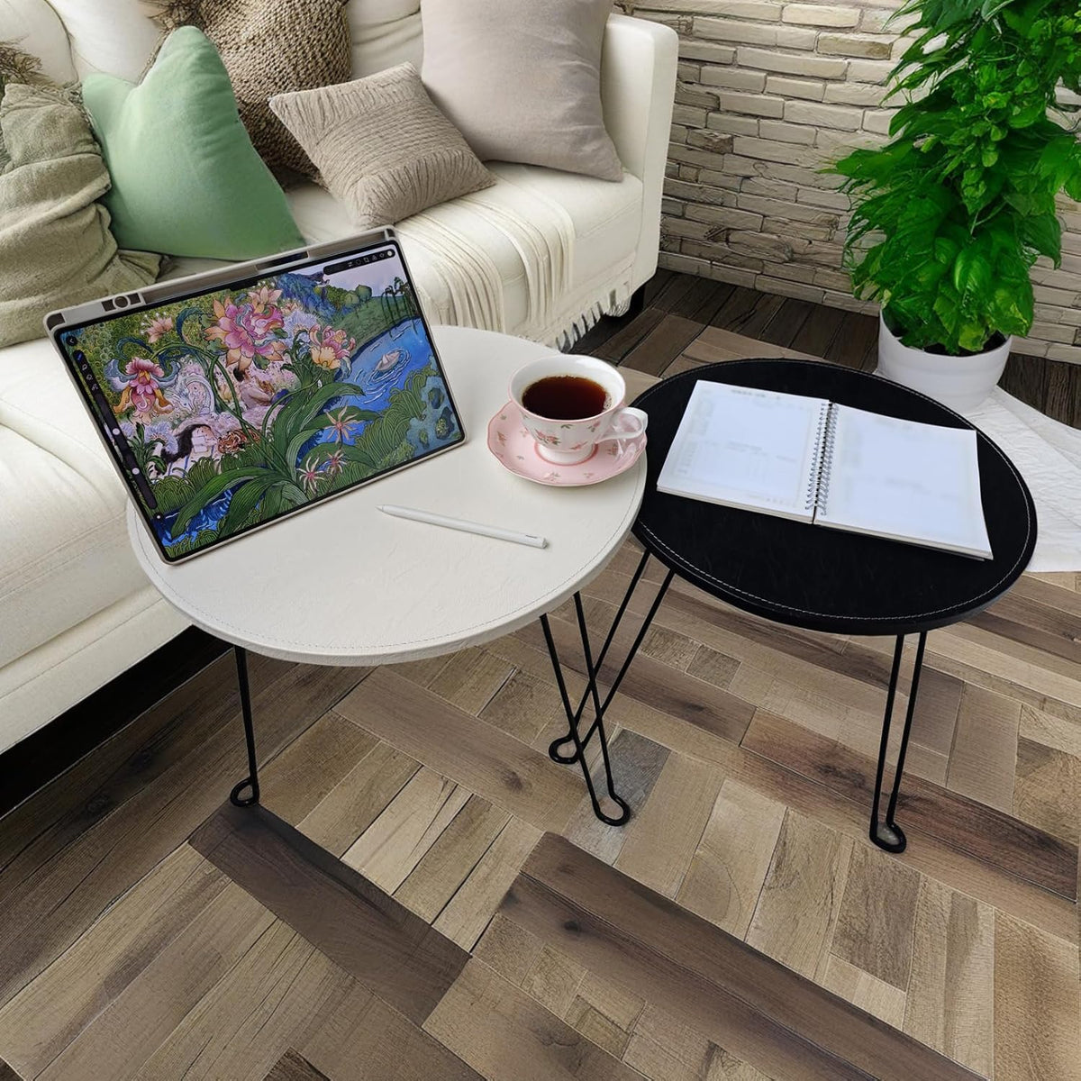 Leather Circle Nesting Tables Coffee Table Set of 2，Folding Table, Outdoor Side Tables，Fashionable End Tables Set Suitable for Living Room, Bedroom, Office, Outdoor, and Courtyard