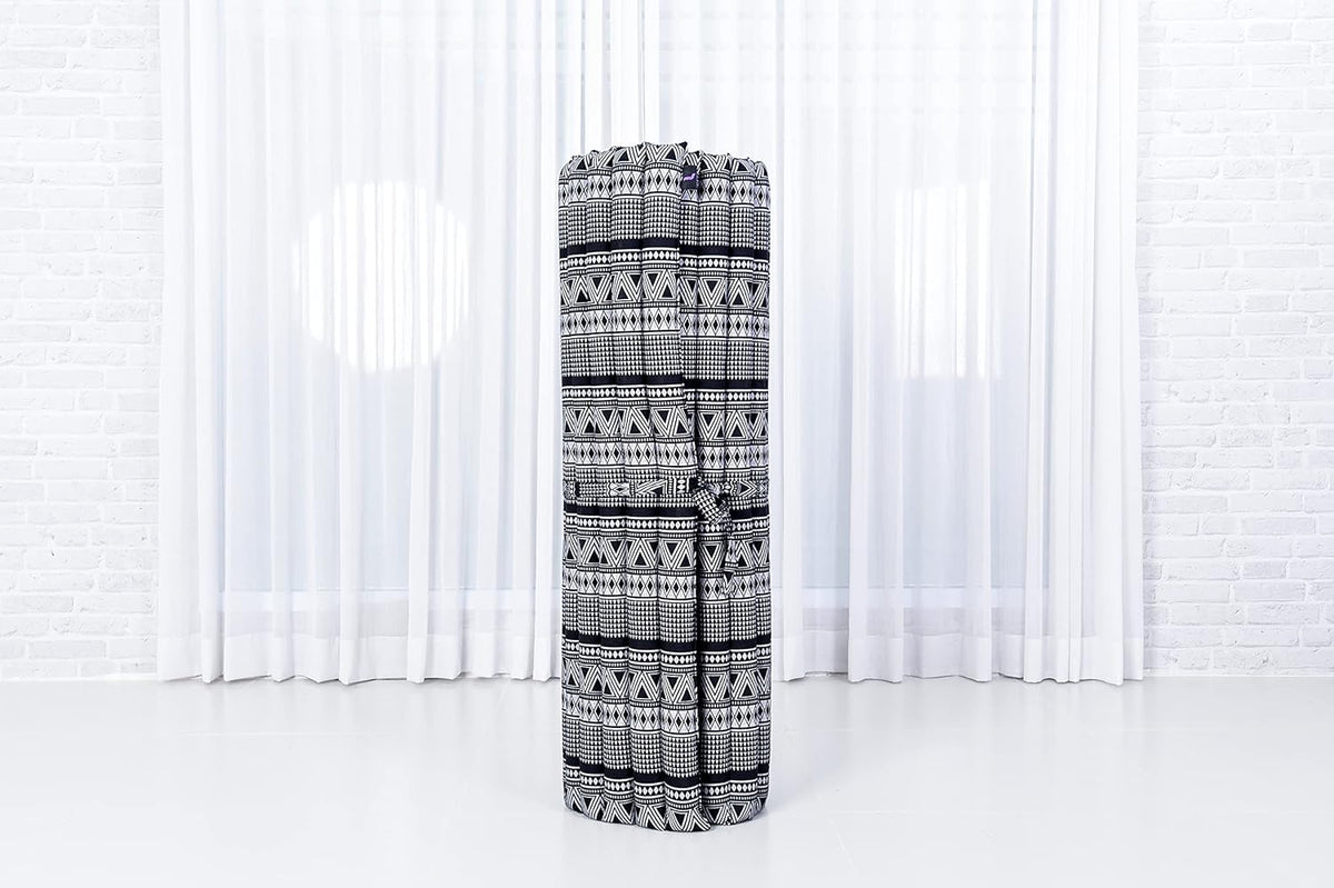 Leewadee - Kapok Roll Mat – Handcrafted Folding Sleep & Relaxation Mattress from Thailand, Ideal as Guest Bed, Camping Mat, Yoga Mat or Traditional Futon, 75 x 39 inches, Black White