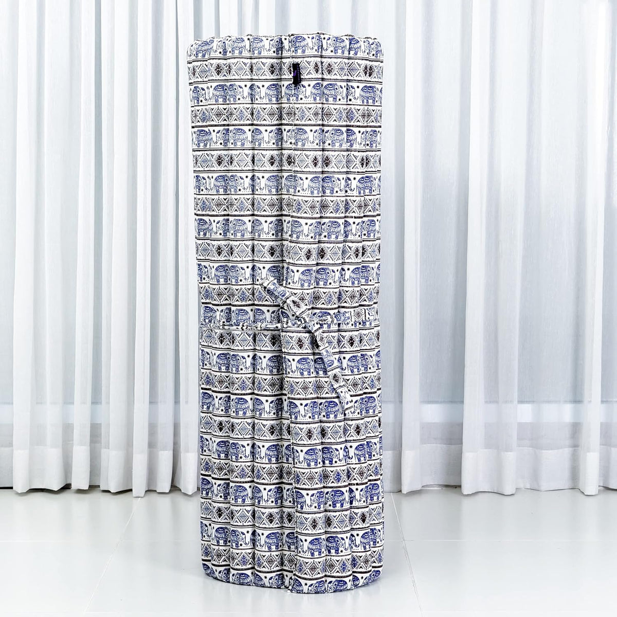Leewadee - Kapok Roll Mat – Handcrafted Folding Sleep & Relaxation Mattress from Thailand, Ideal as Guest Bed, Camping Mat, Yoga Mat or Traditional Futon, 75 x 39 inches, Blue White