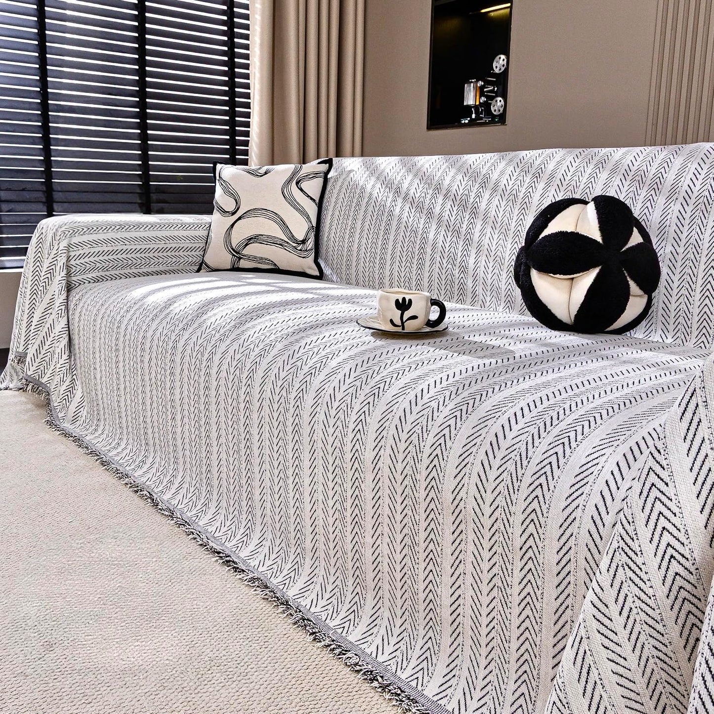 Nobildonna Sofa Cover Washable Soft Thicken Chenille Couch Cover with Tassel,Waterproof Sofa Slipcover for 3-4 Cushion Couch,Sectional Sofa,L-Shaped Furniture Protector Pet-Friendly,Beige 91"x150"