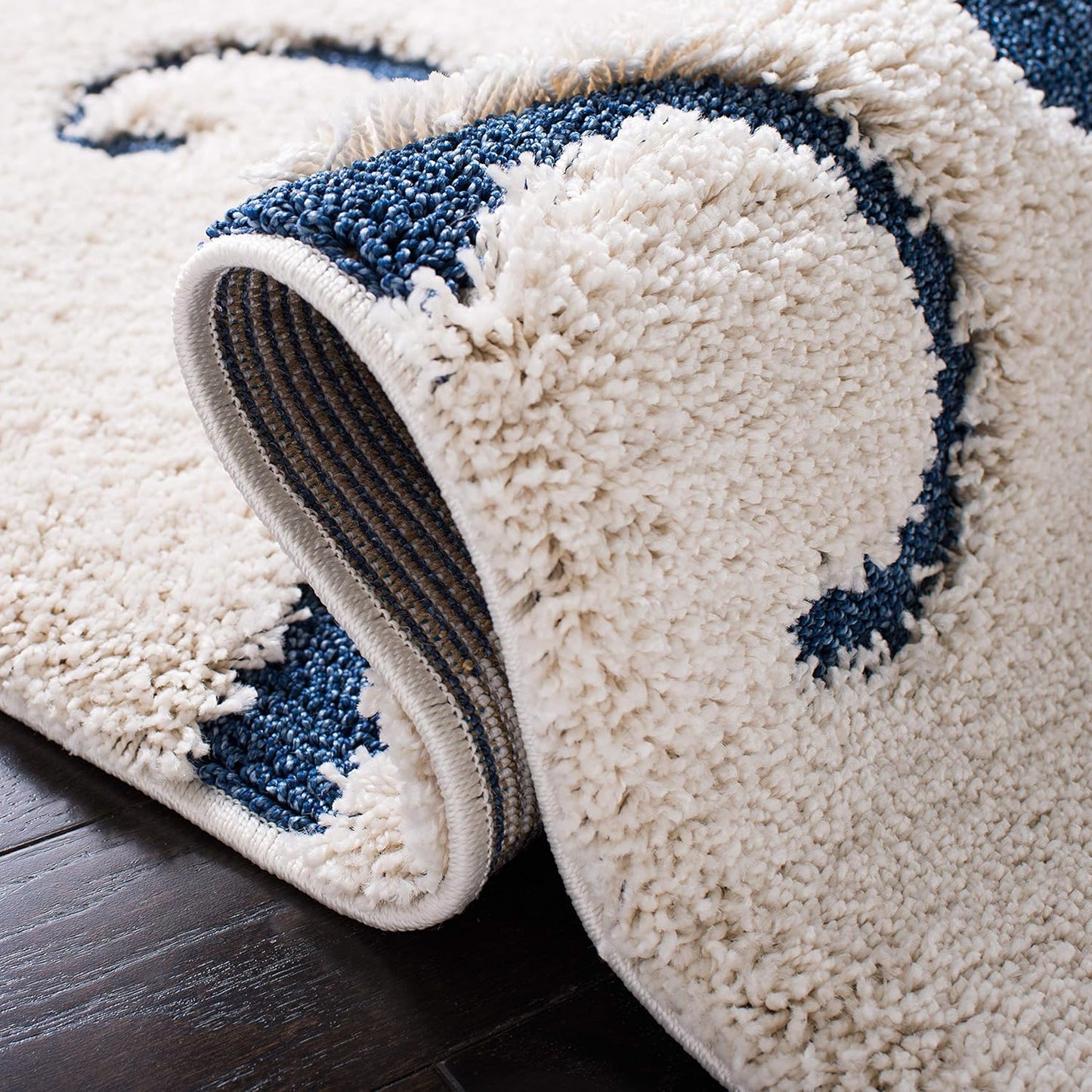 SAFAVIEH Florida Shag Collection Area Rug - 4' Square, Cream & Blue, Scroll Design, Non-Shedding & Easy Care, 1.2-inch Thick Ideal for High Traffic Areas in Living Room, Bedroom (SG455-1165)