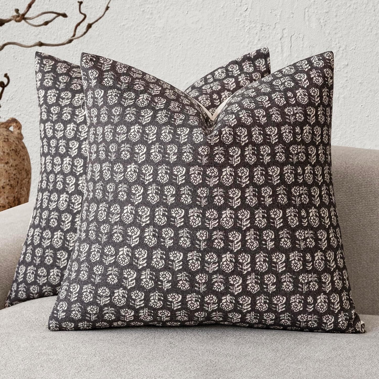 Foindtower Set of 2 Decorative Neutral Floral Print Throw Pillow Covers Vintage Accent Farmhouse Cushion Covers Boho Home Decor for Sofa Couch Chair Bedroom Living Room Outdoor,22×22 Inch,Black