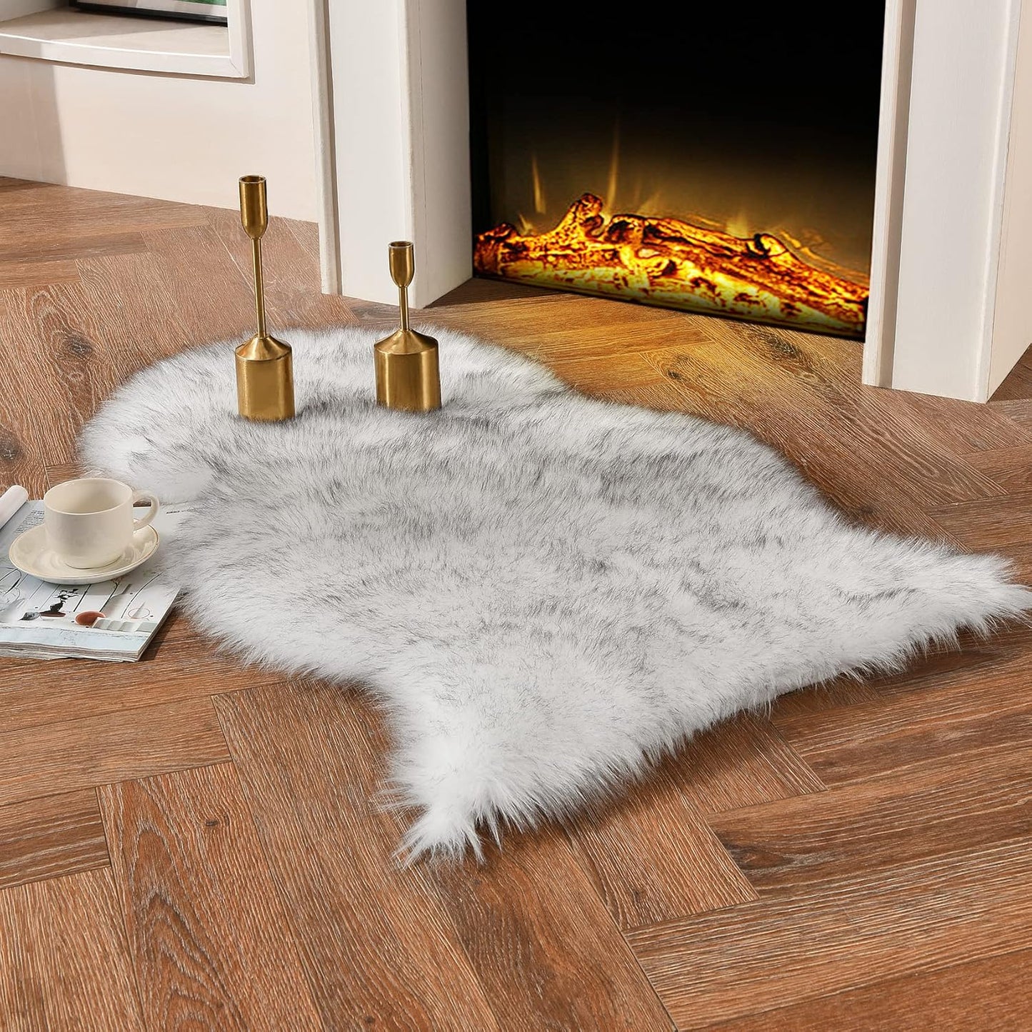 duduta White Black Faux Sheepskin Throw Rug 2x3 ft, Fluffy Shag Fur Chair Cover Small Bedside Dorm Rug Non Slip Machine Washable