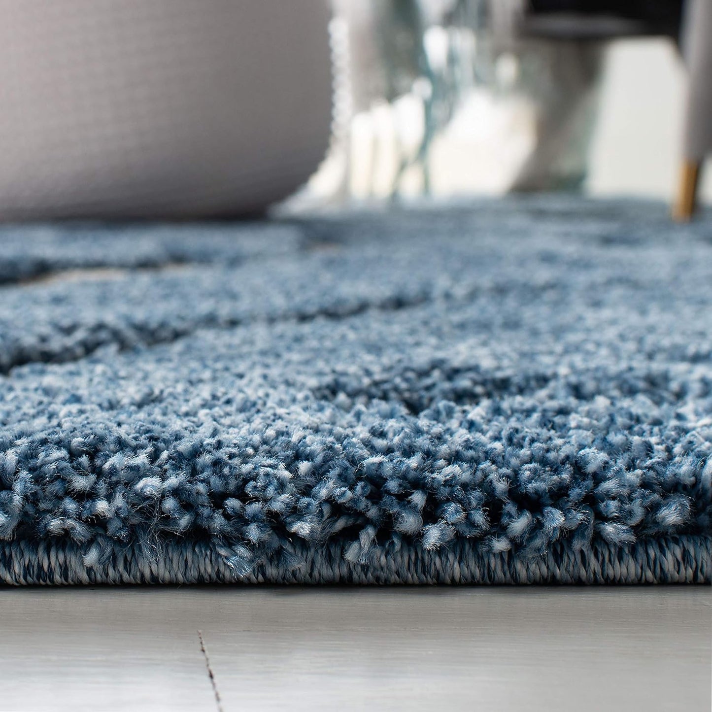 SAFAVIEH Florida Shag Collection 5' Round Light Blue/Cream SG455 Scrolling Vine Graceful Swirl Textured Non-Shedding Living Room Bedroom Dining Room Entryway Plush 1.2-inch Thick Area Rug