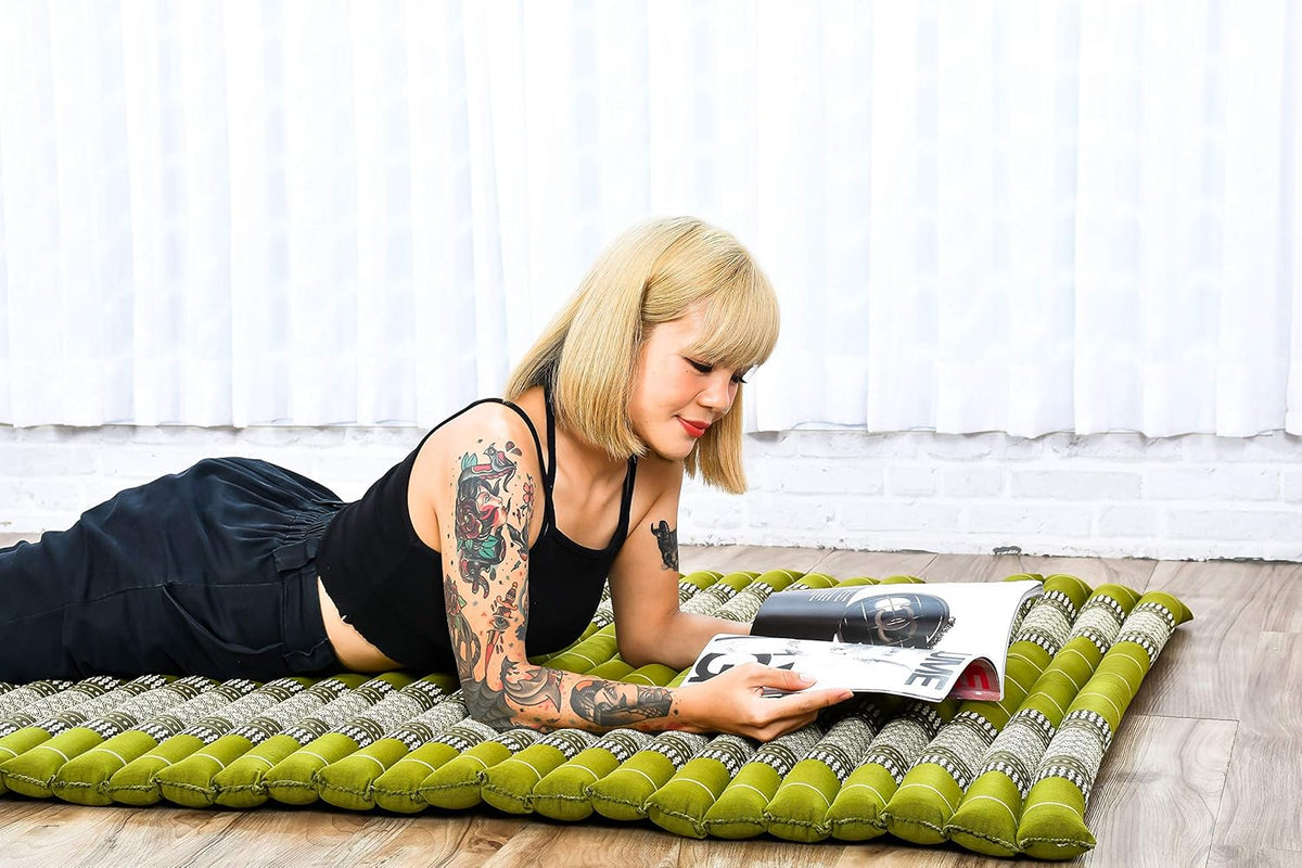 Leewadee - Kapok Roll Mat – Handcrafted Folding Sleep & Relaxation Mattress from Thailand, Ideal as Guest Bed, Camping Mat, Yoga Mat or Traditional Futon, 75 x 39 inches, Green