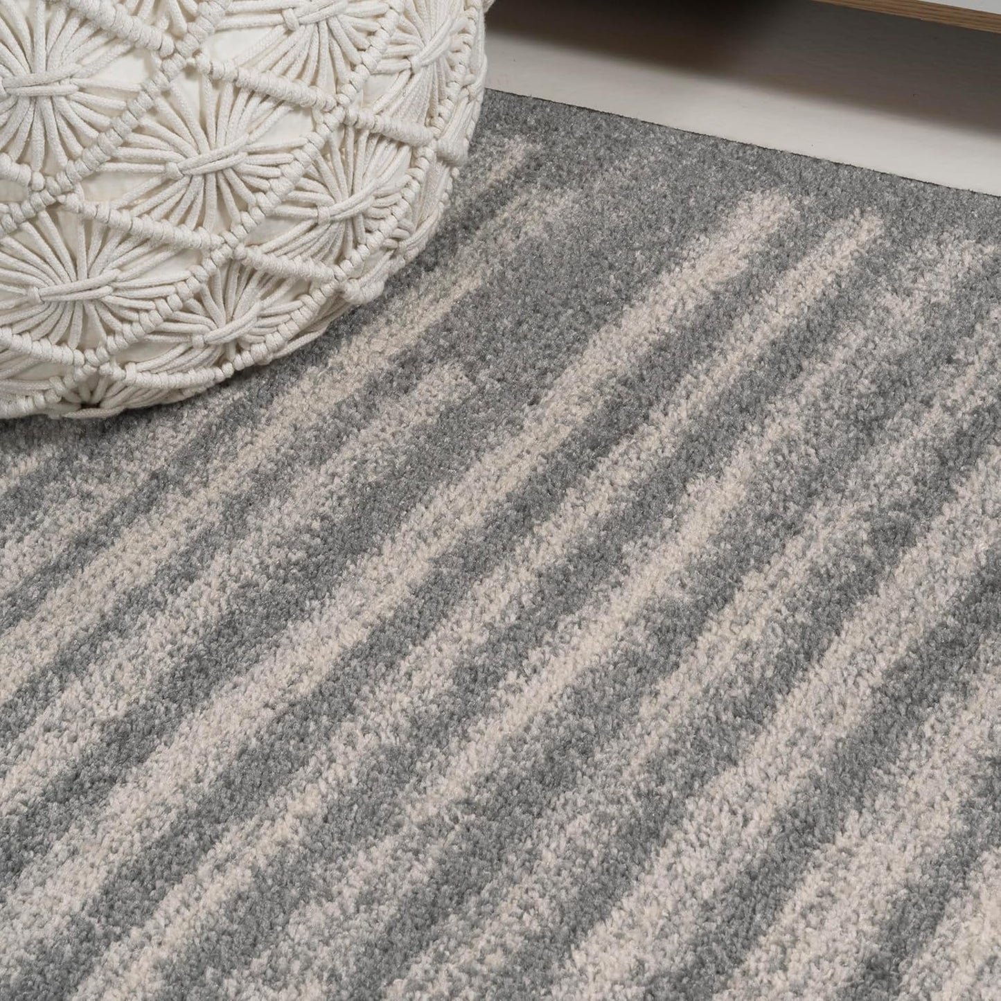 JONATHAN Y Khalil Modern Berber Stripe Gray/Cream Indoor Area Rug, 8x10, Contemporary, Bohemian, Easy-Cleaning for Living Room, Bedroom, Kitchen, Pet Friendly, Non-Shedding (MOH207G-8)