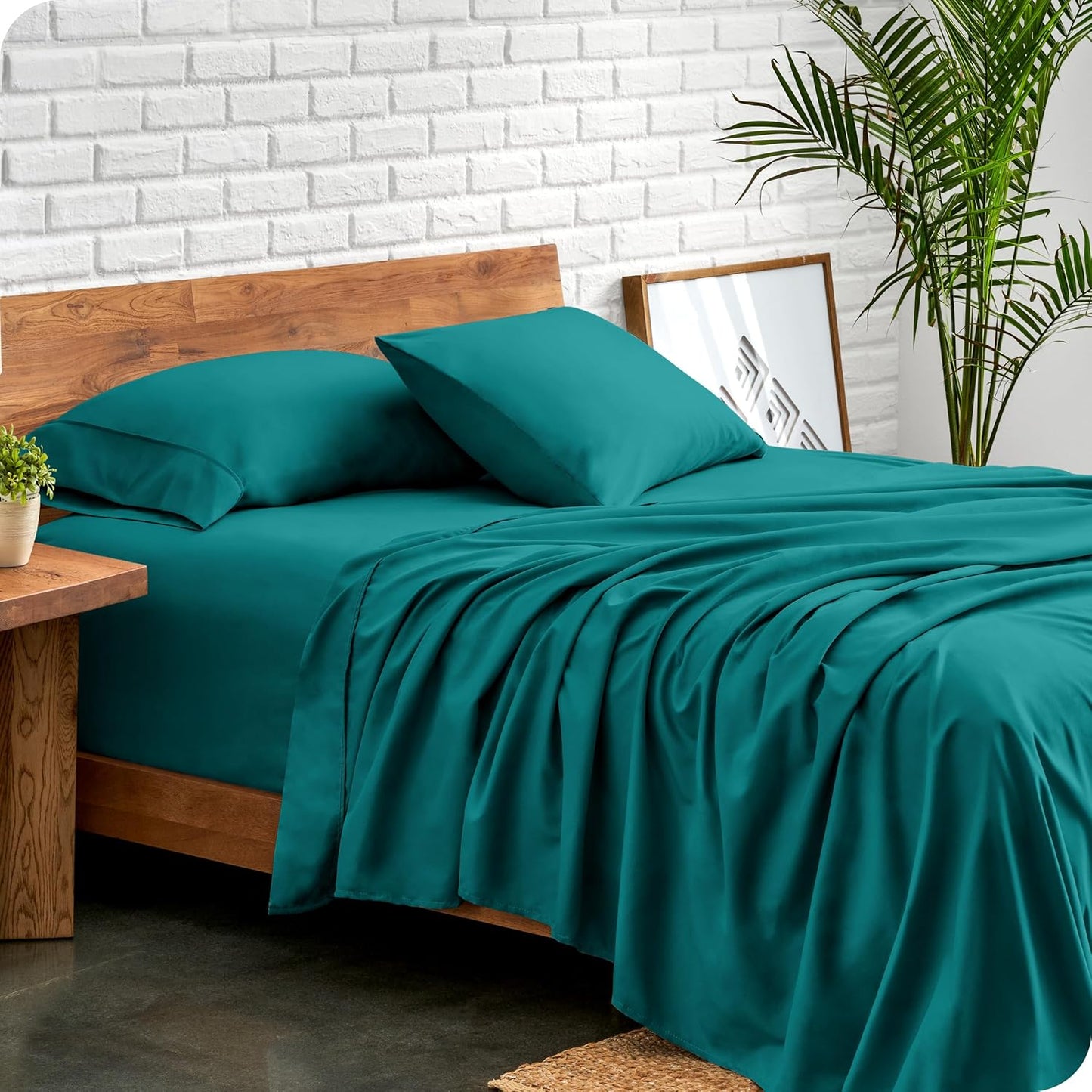 Bare Home Full Sheet Set - Luxury 1800 Ultra-Soft Microfiber Full Bed Sheets - Double Brushed - Deep Pockets - Easy Fit - 4 Piece Set - Bedding Sheets & Pillowcases (Full, Emerald)