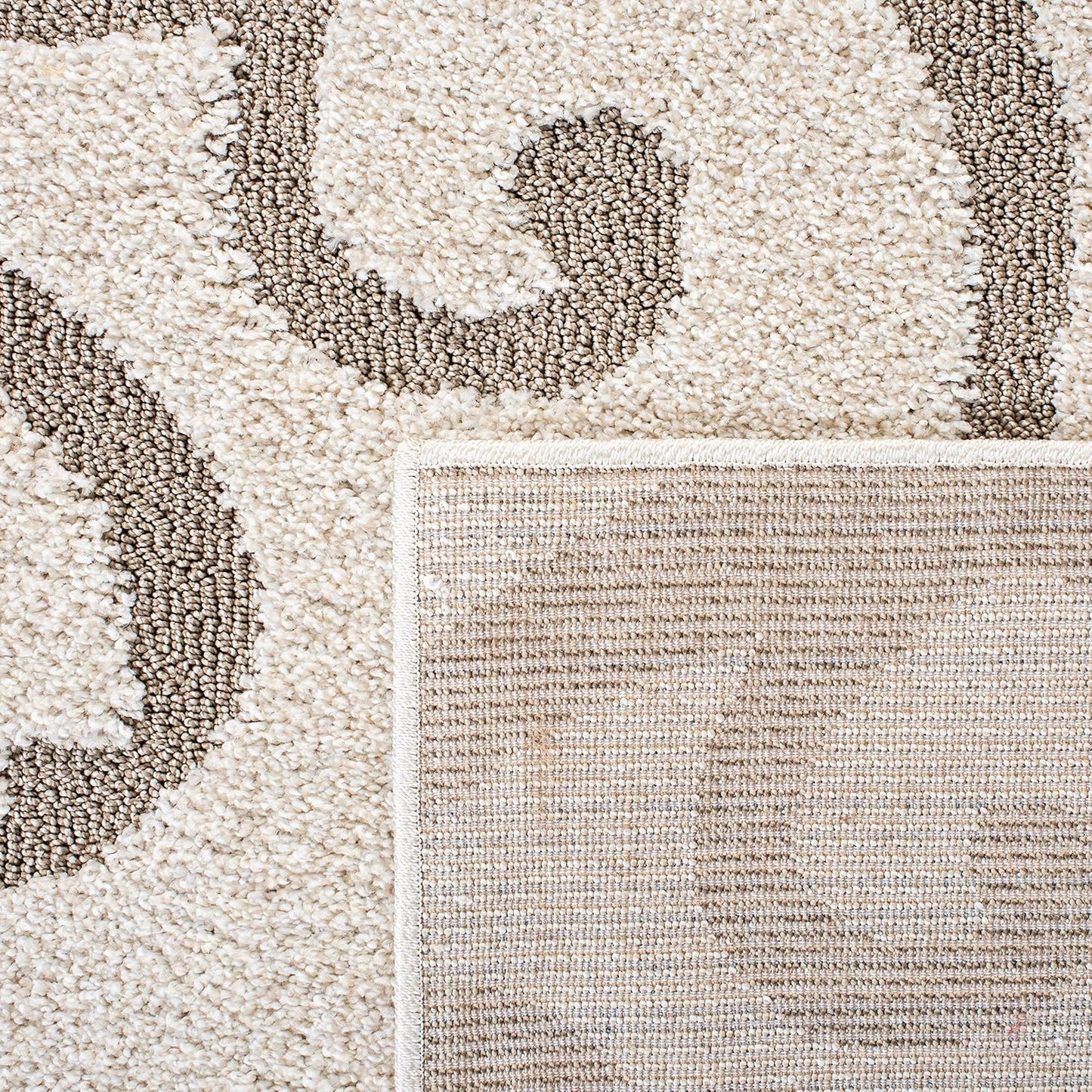 SAFAVIEH Florida Shag Collection Area Rug - 6'7" Square, Ivory & Beige, Scroll Design, Non-Shedding & Easy Care, 1.2-inch Thick Ideal for High Traffic Areas in Living Room, Bedroom (SG455-13LT)