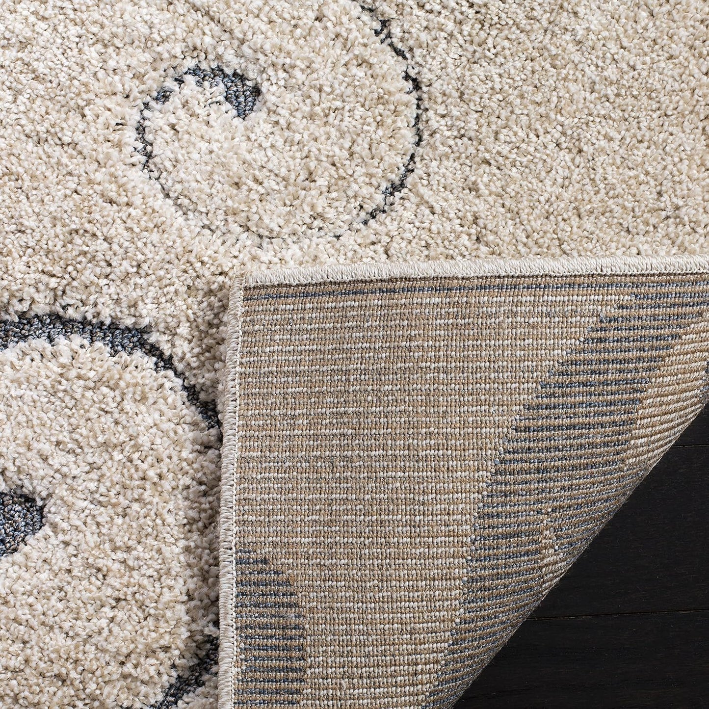 SAFAVIEH Florida Shag Collection Accent Rug - 2'3" x 5', Beige & Blue Grey, Scroll, Non-Shedding & Easy Care, 1.2-inch Thick Ideal for High Traffic Areas in Entryway, Living Room, Bedroom (SG455-1155)